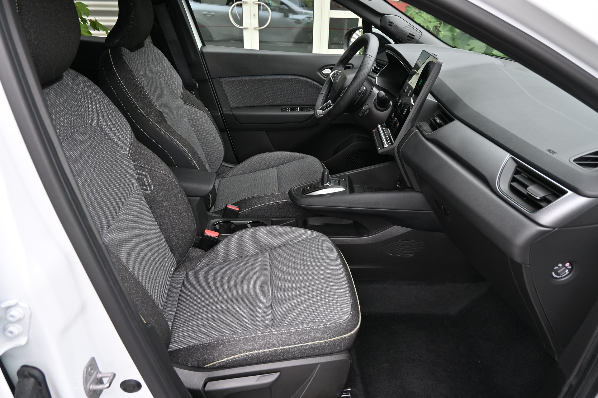 RENAULT Symbioz 1.4 Techno EDC Automat 140PS-image-10
