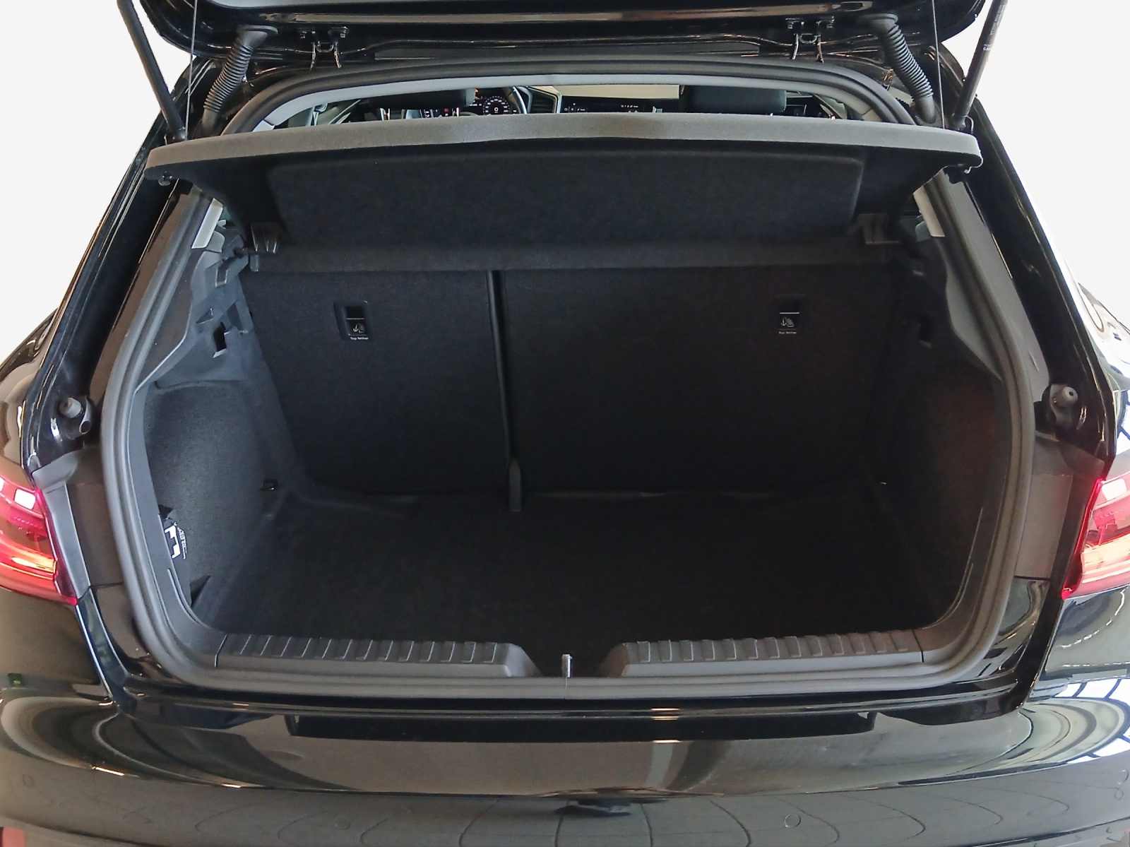 AUDI A1 Sportback 30 TFSI S-tronic-image-12