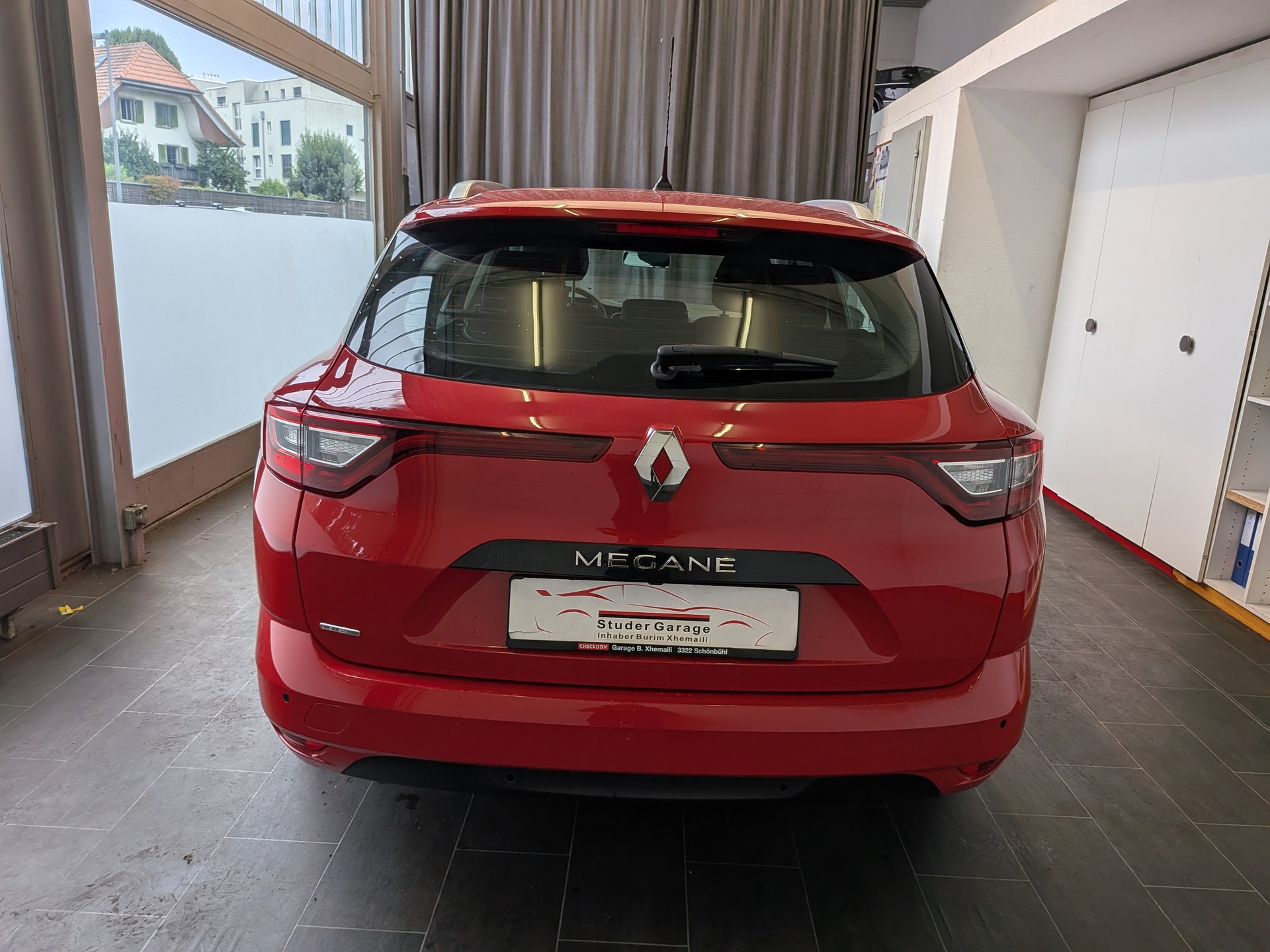 RENAULT Mégane Grandtour 1.5 dCi GT Line EDC-image-5