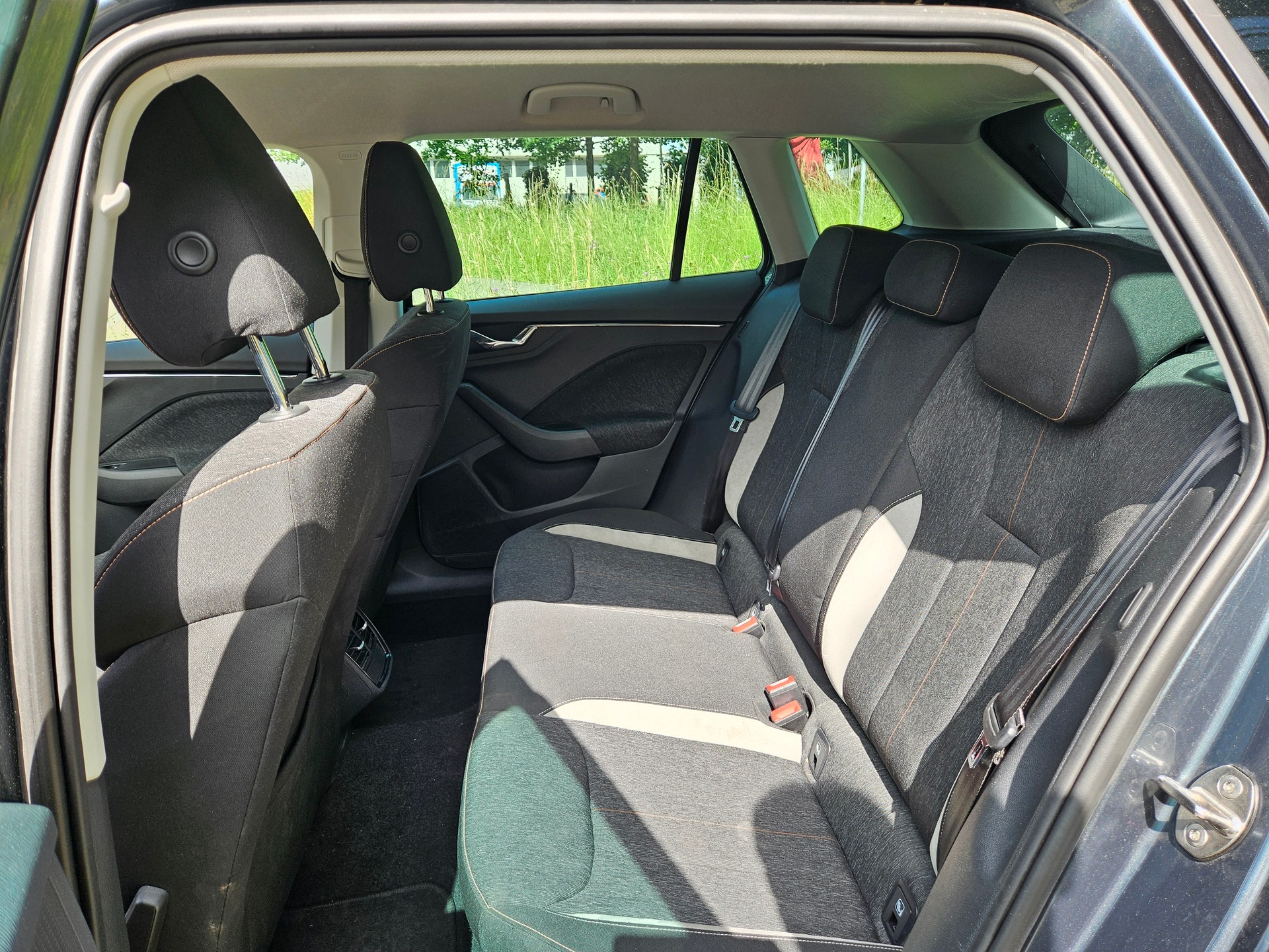 SKODA Kamiq 1.0 TSI Style DSG-image-4
