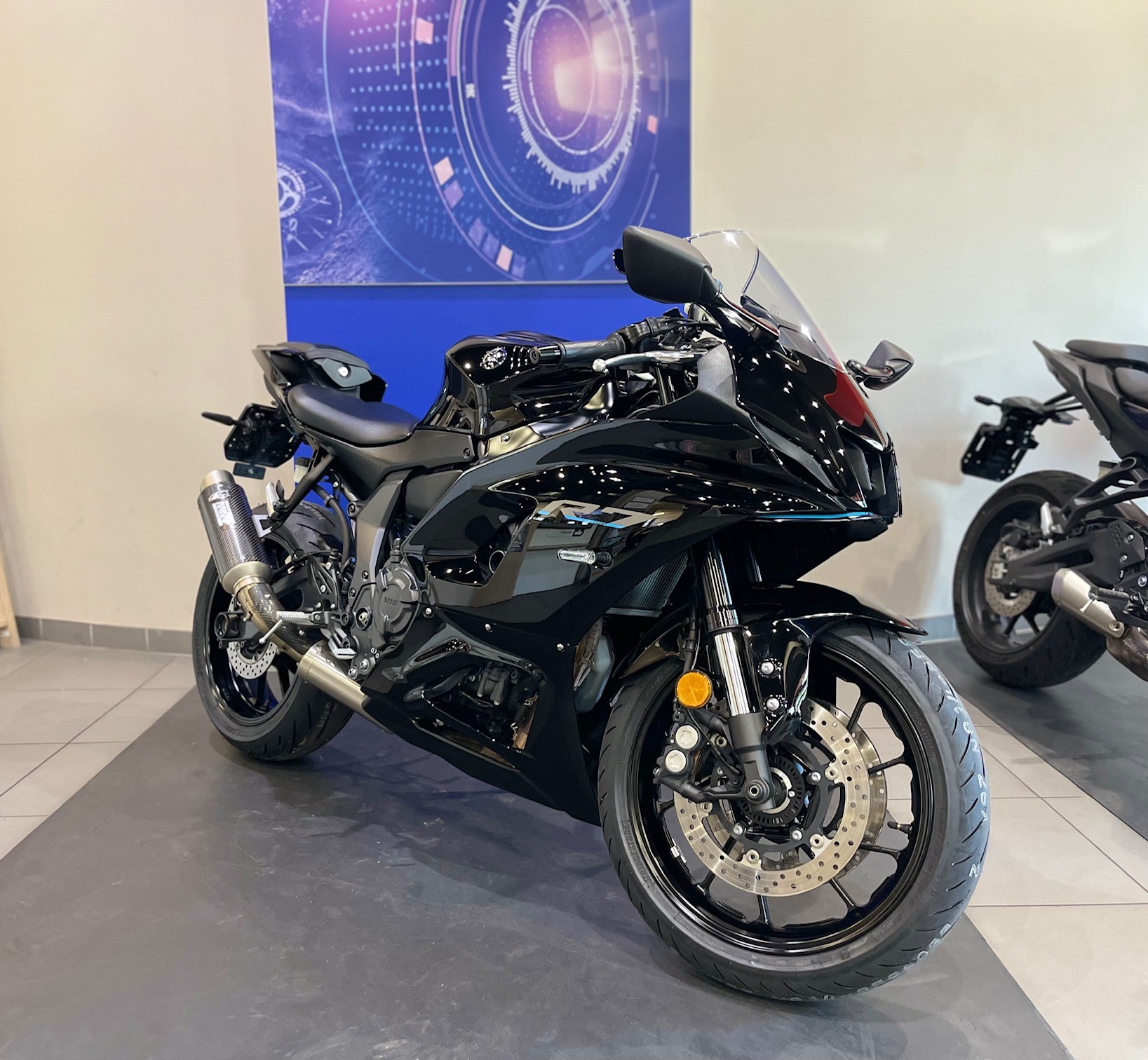 YAMAHA YZF-R7 (35kW)