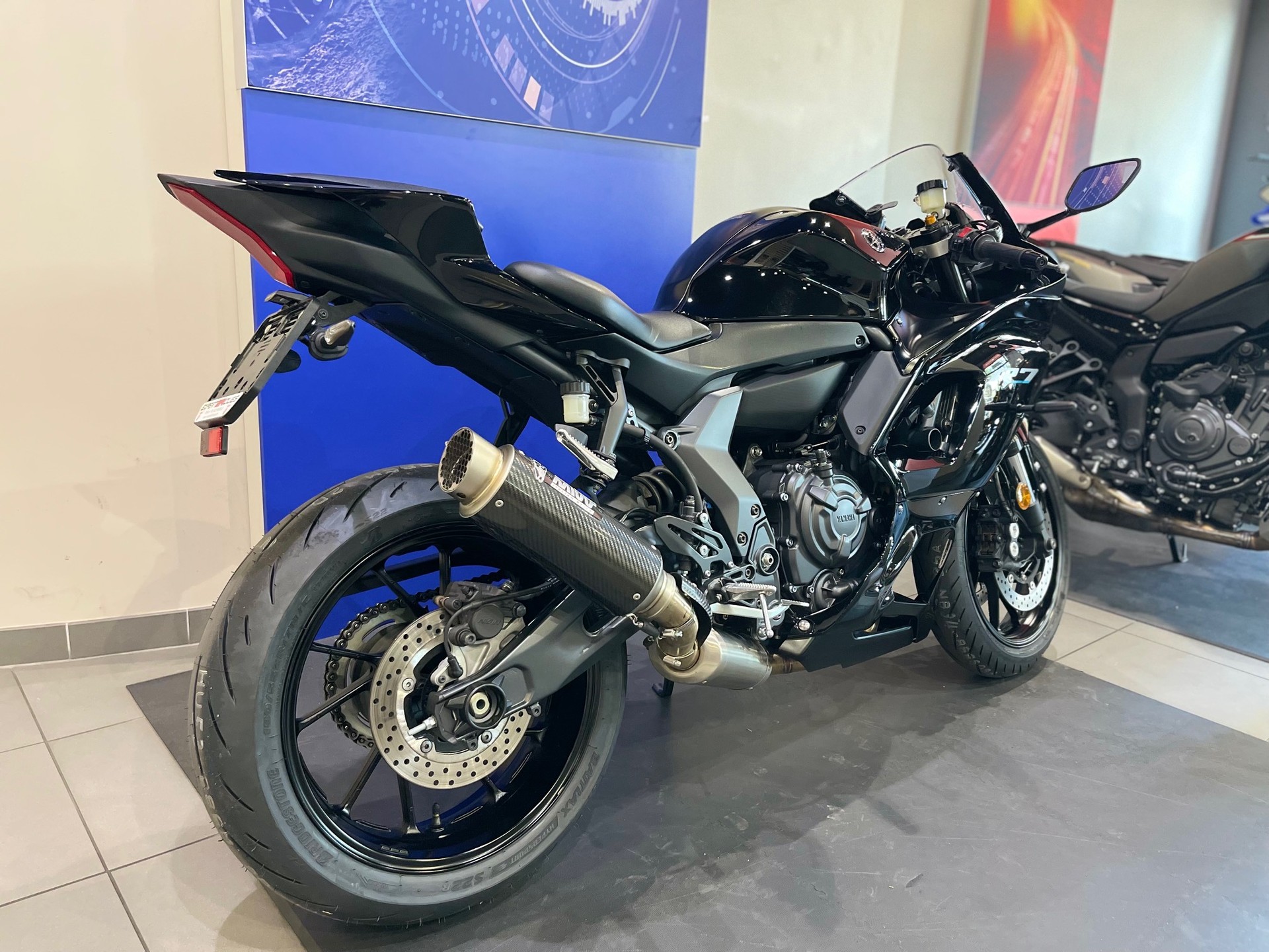 YAMAHA YZF-R7 (35kW)-showroom-element-3