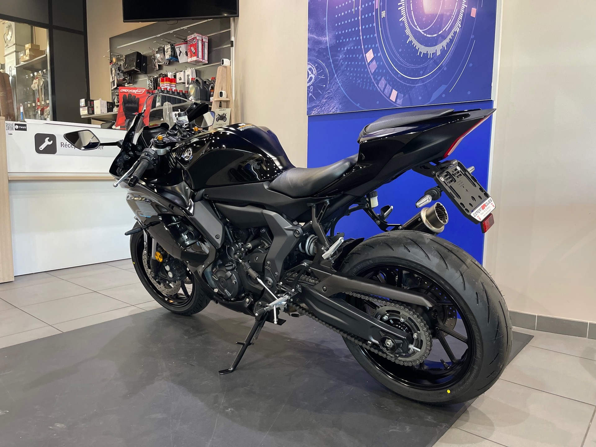 YAMAHA YZF-R7 (35kW)-image-7
