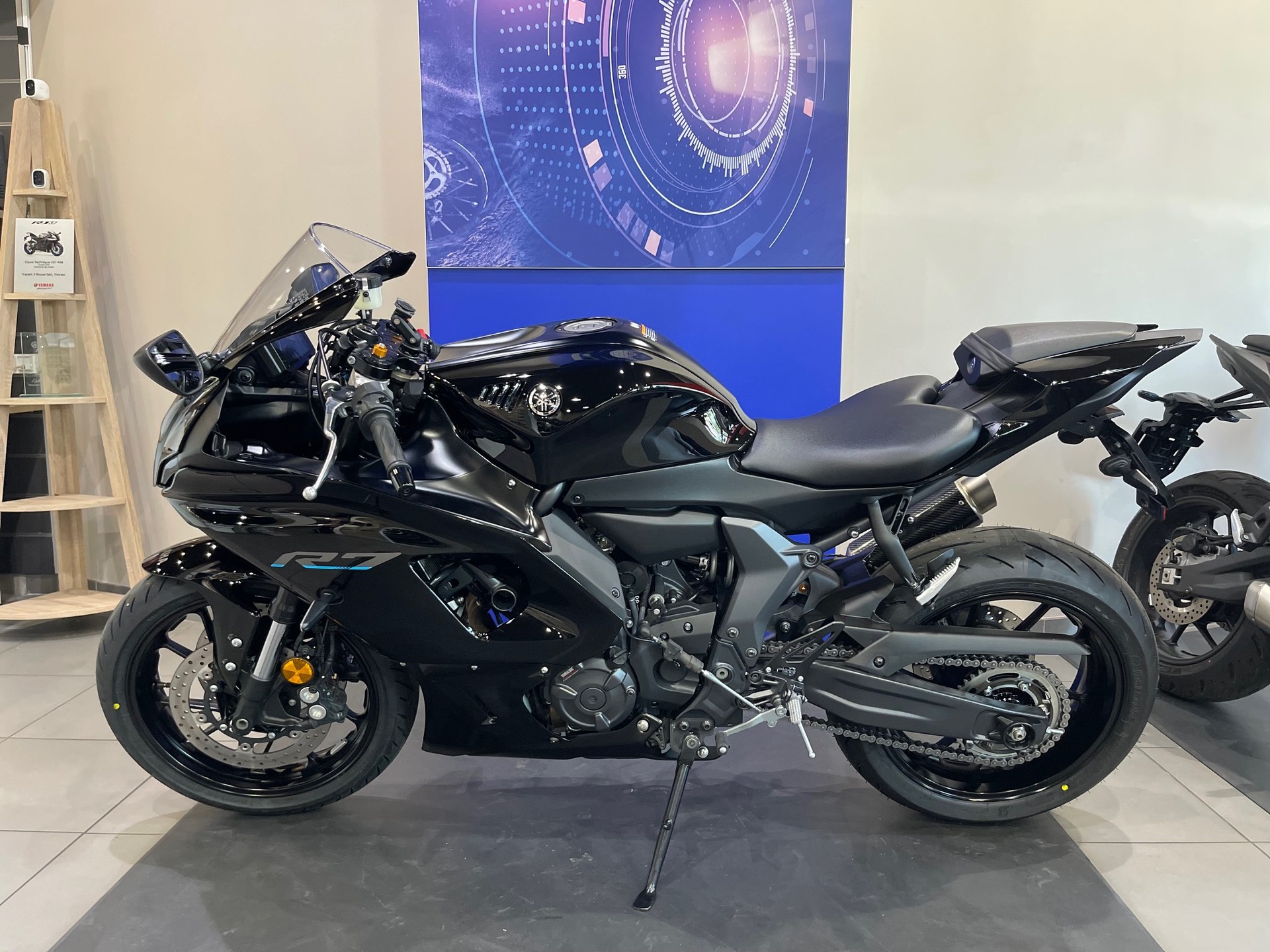 YAMAHA YZF-R7 (35kW)-image-5