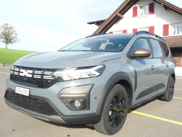DACIA Jogger TCe 110 Extreme-image-16