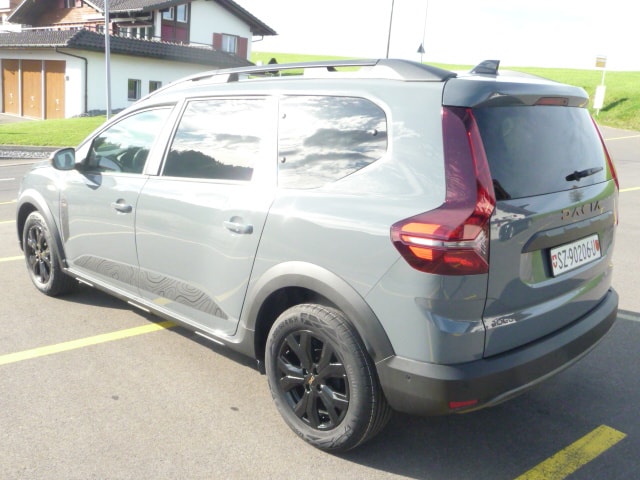 DACIA Jogger TCe 110 Extreme-image-9