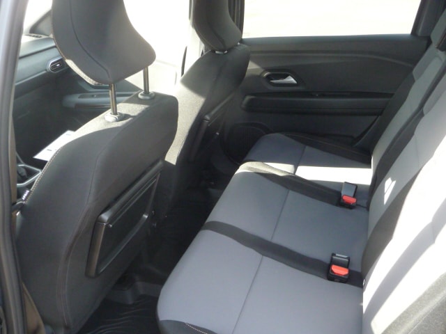 DACIA Jogger TCe 110 Extreme-image-12