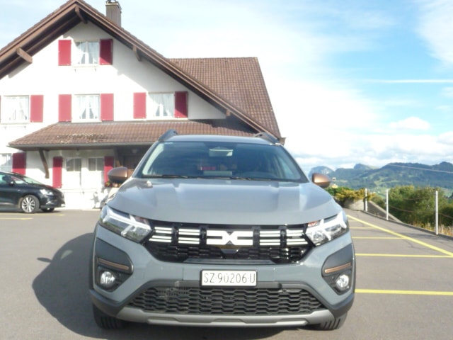 DACIA Jogger TCe 110 Extreme-image-17