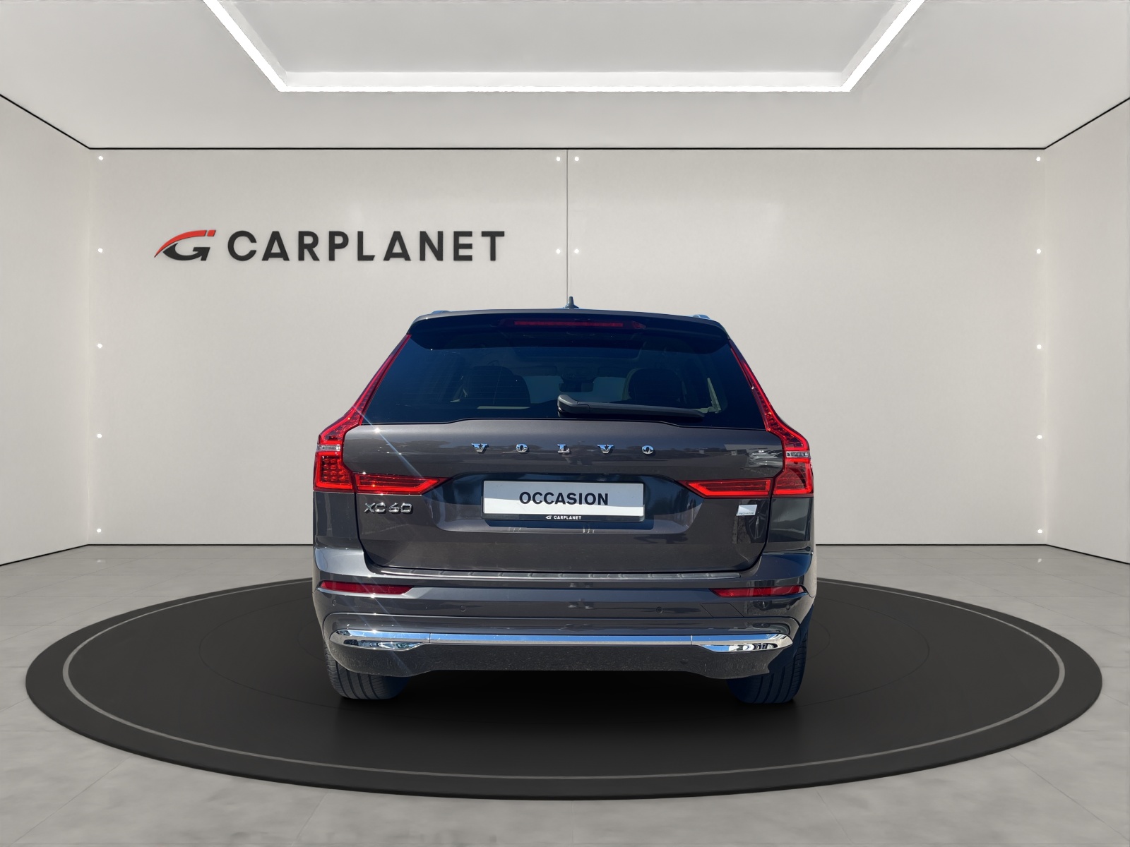VOLVO XC60 2.0 T6 TE Plus Bright eAWD-showroom-element-3