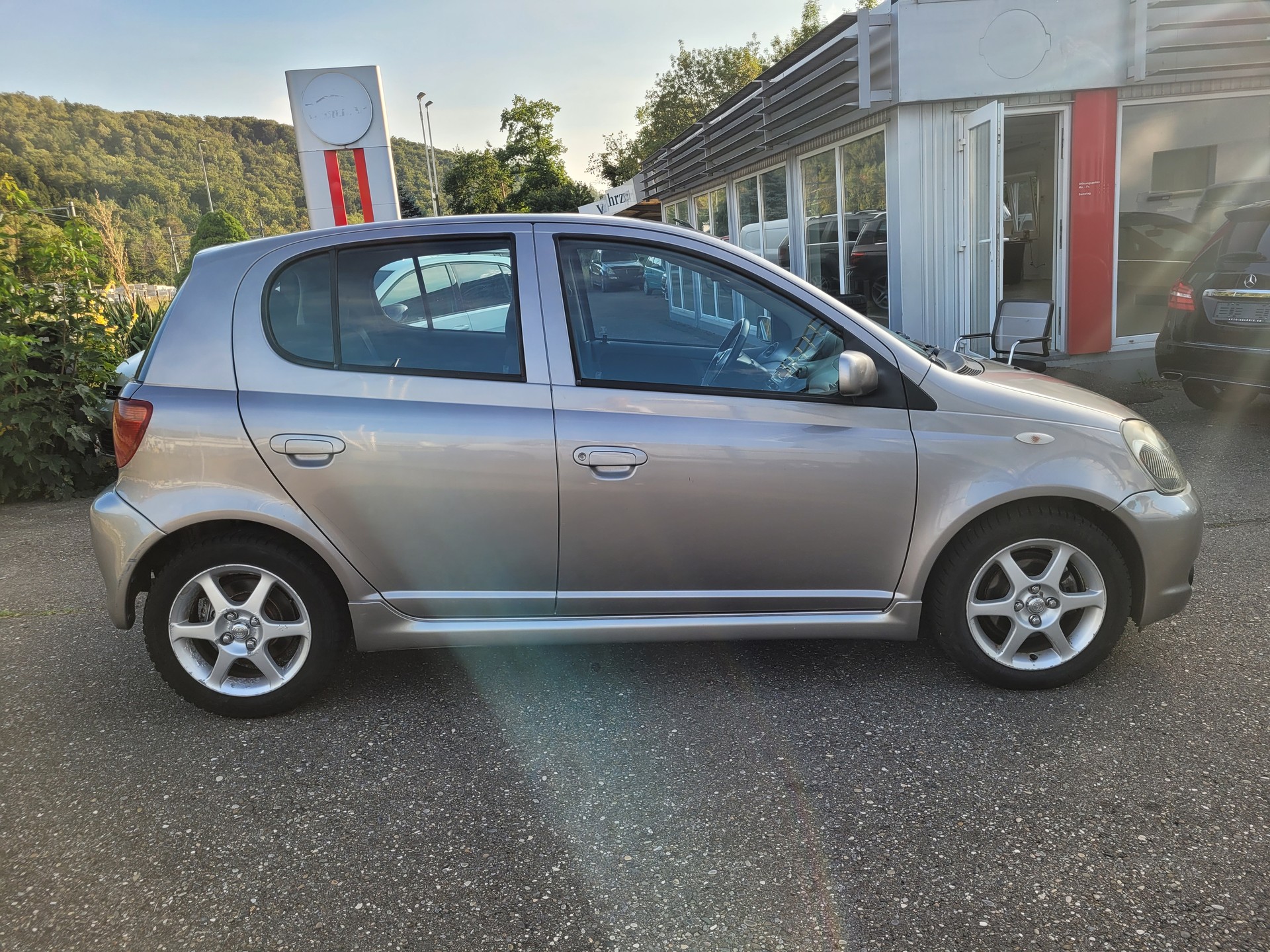 TOYOTA Yaris 1.5 TS-image-7