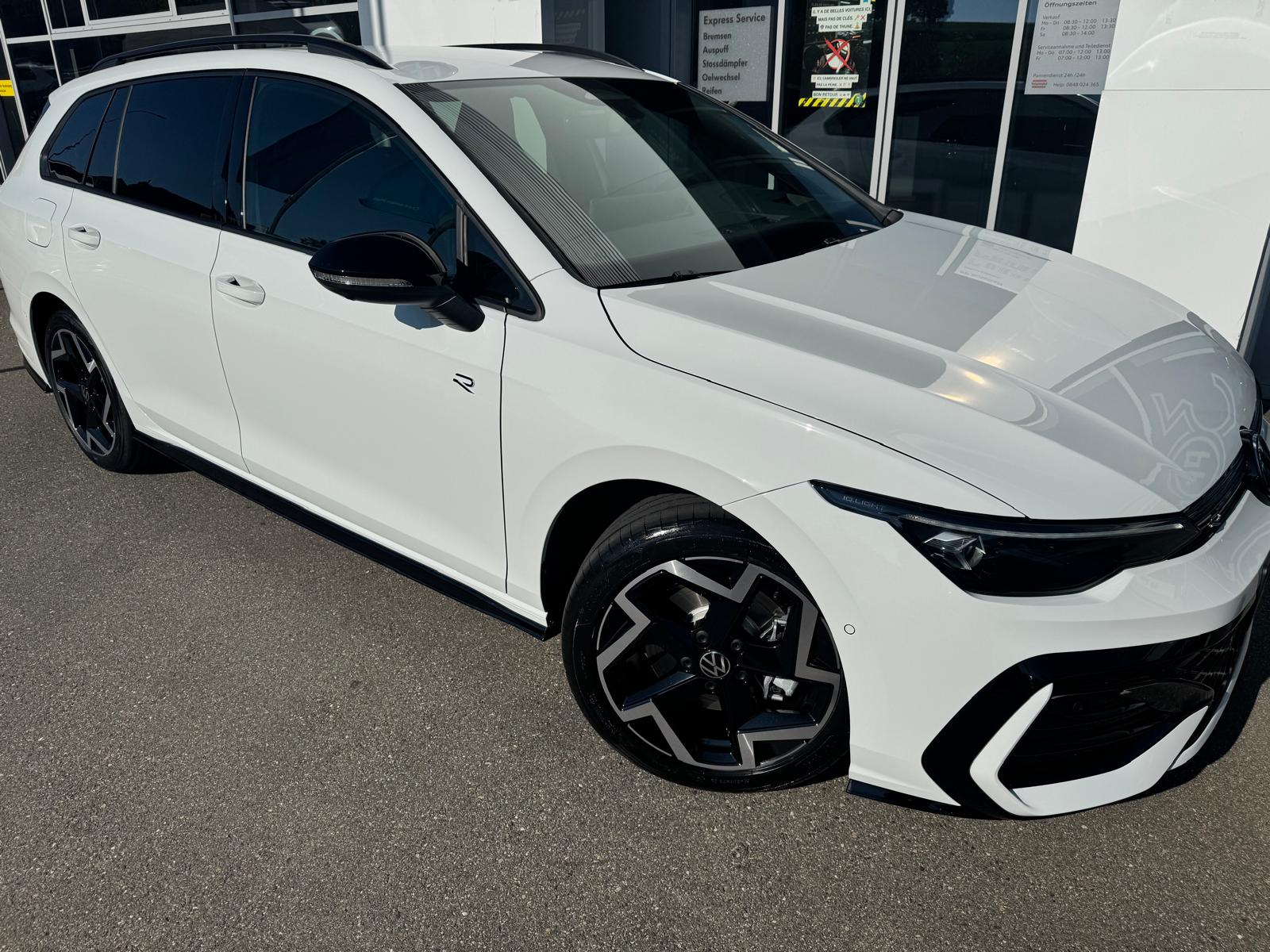 VW Golf Variant 2.0 TSI R-Line DSG 4 Motion-image-1