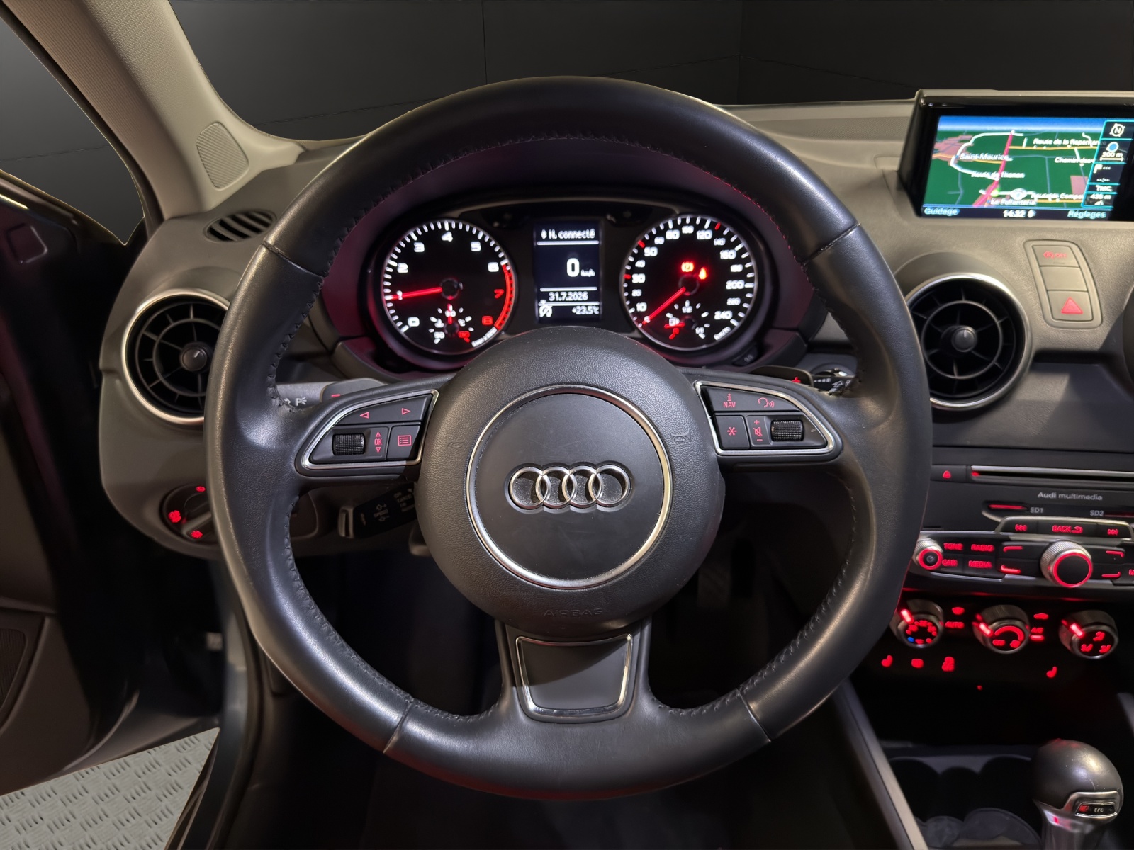 AUDI A1 Sportback 1.0 TFSI S-tronic-image-15