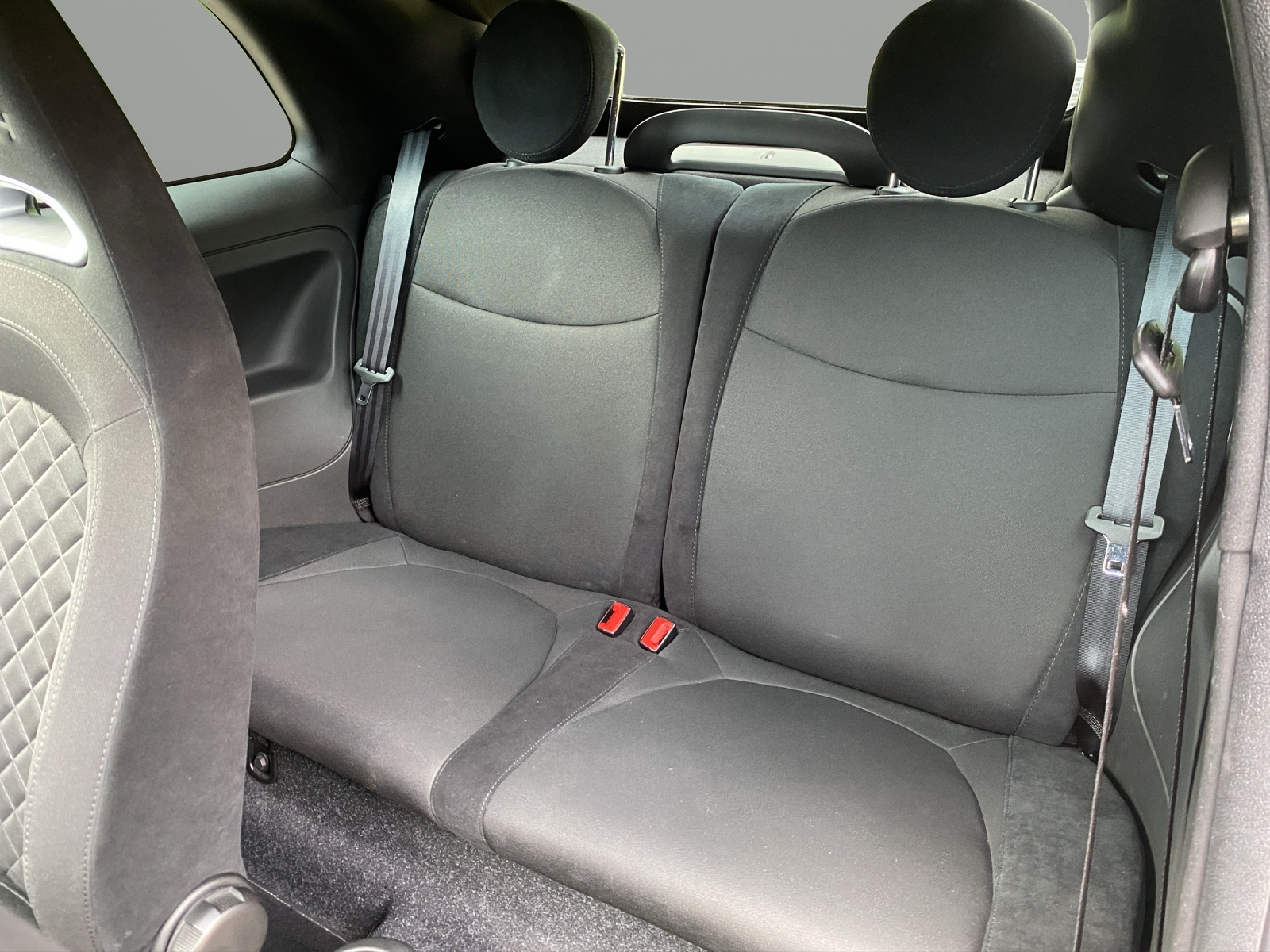 FIAT 595 Abarth Cabrio 1.4 145-image-13