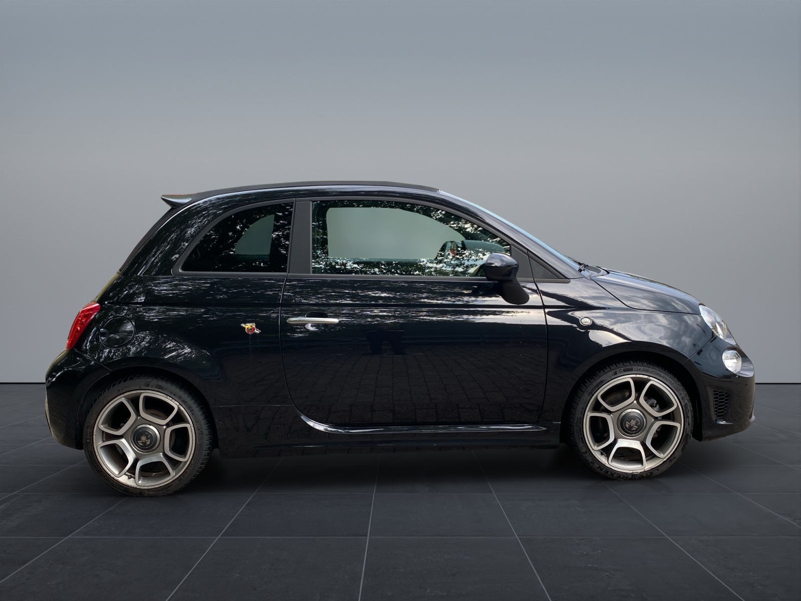 FIAT 595 Abarth Cabrio 1.4 145-image-7