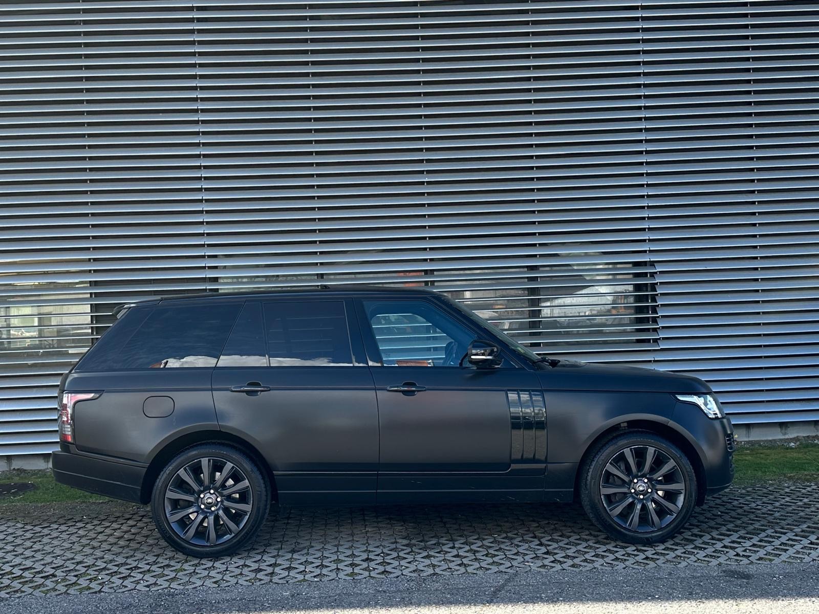 LAND ROVER Range Rover 4.4 SDV8 Autobiography Automatic-image-3