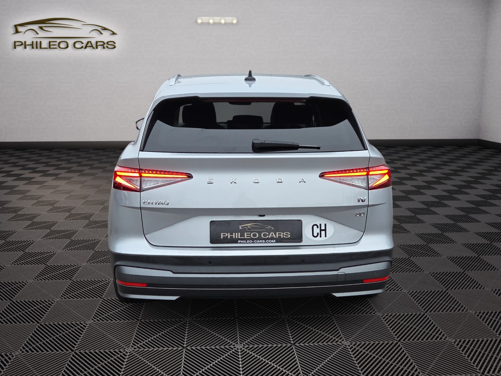 SKODA Enyaq iV 80-image-7