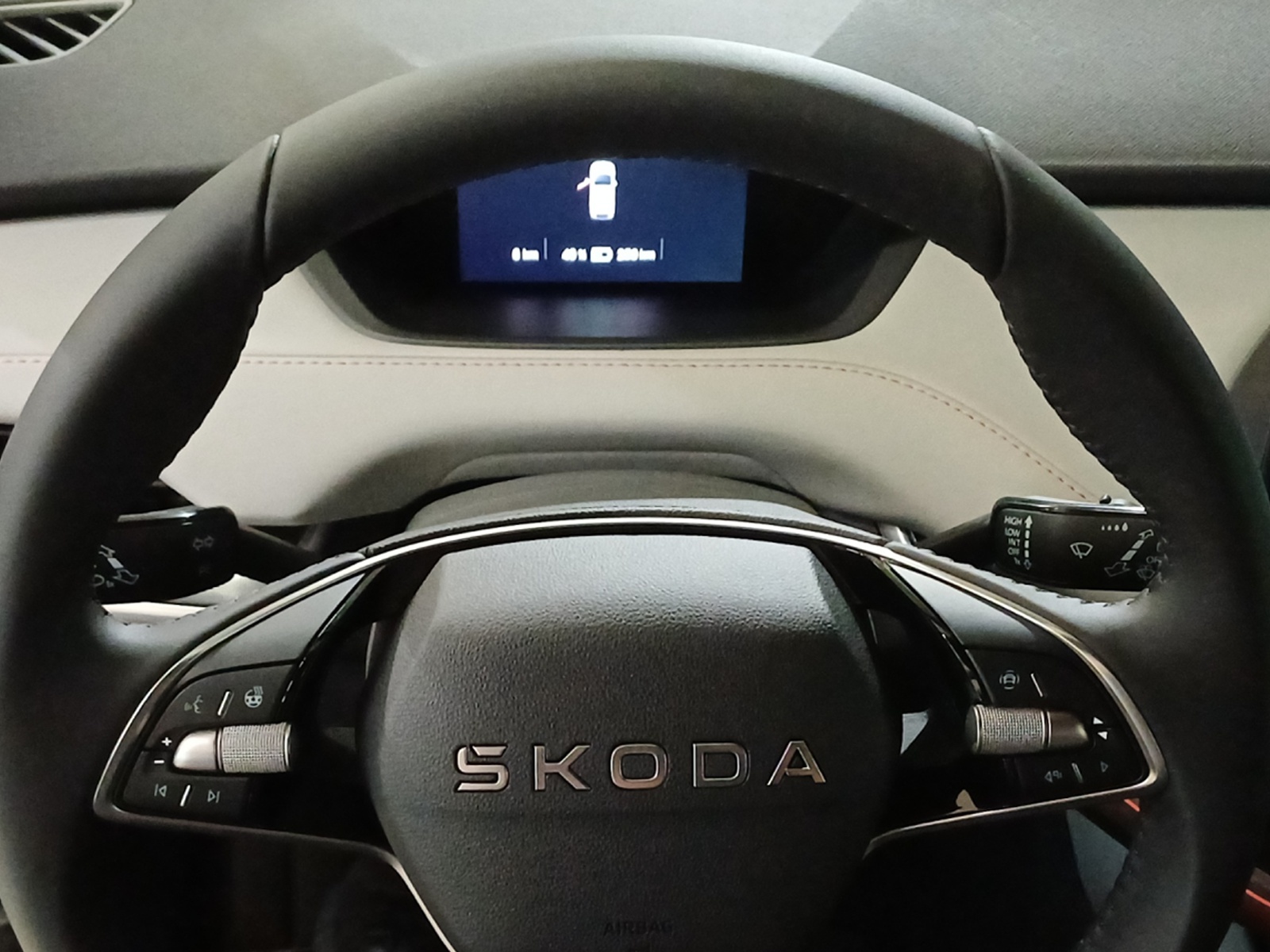 SKODA Elroq 85 Selection-image-9