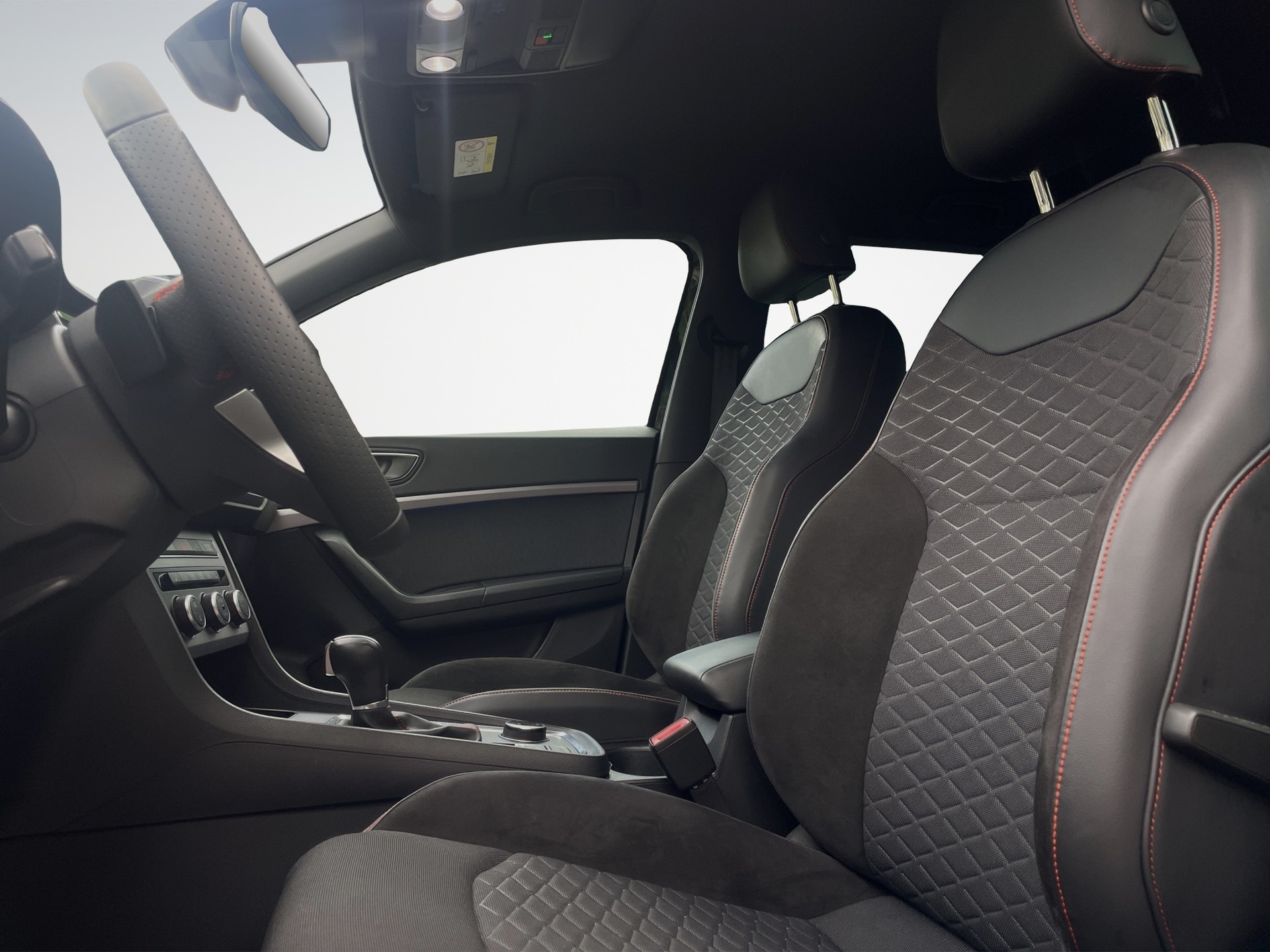 SEAT Ateca 2.0 TSI Hola FR 4Drive DSG-image-8