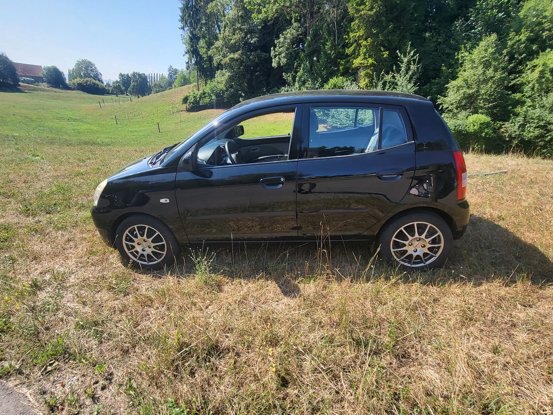 KIA Picanto 1.1 Trend-image-2