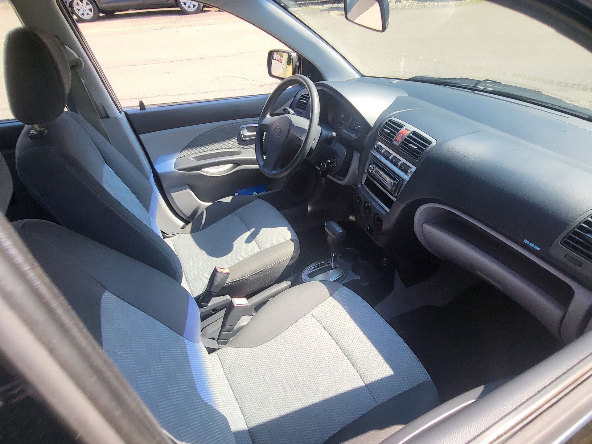 KIA Picanto 1.1 Trend-image-8