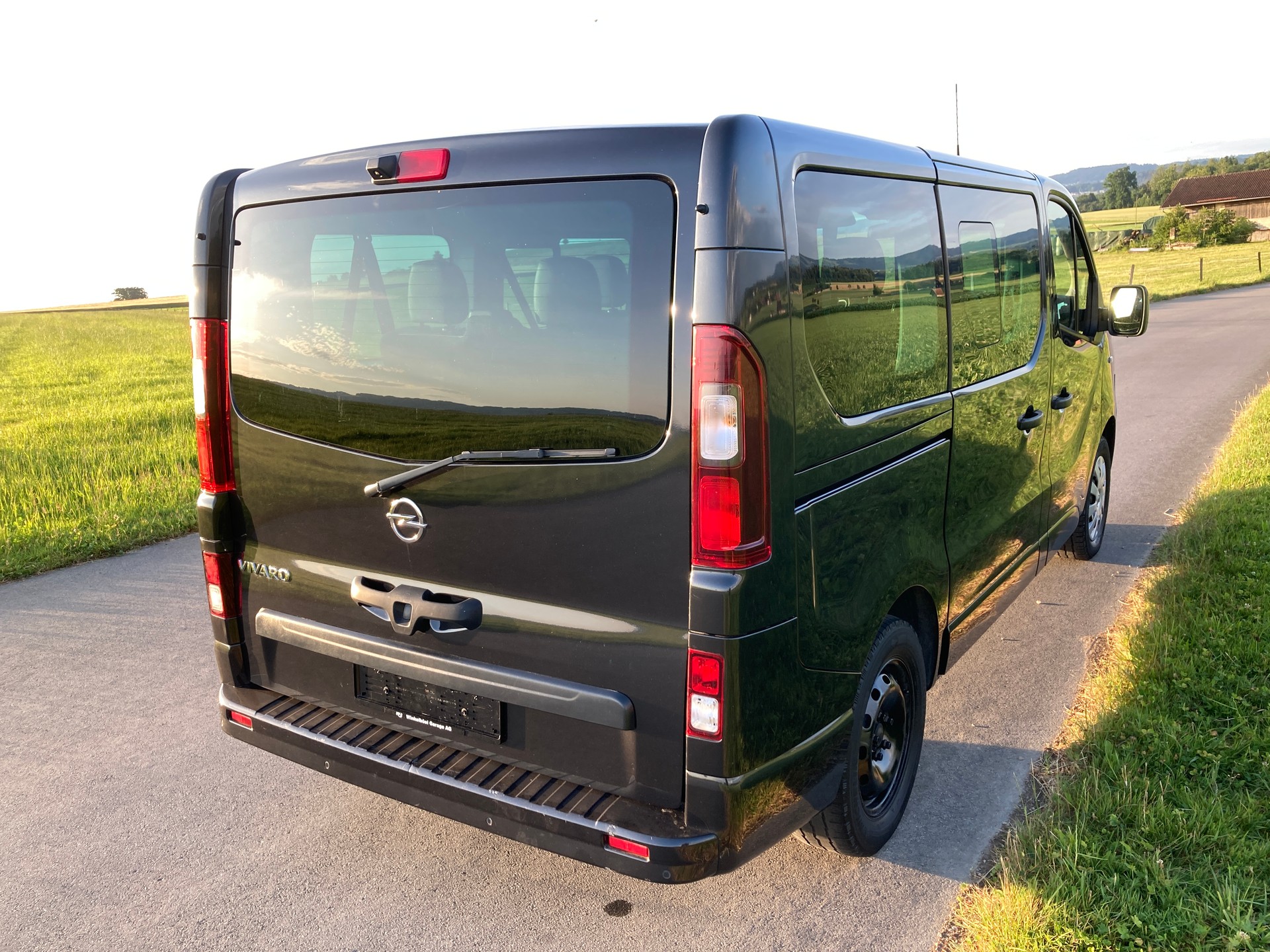 OPEL Vivaro 1.6 CDTI 2.7t L1H1 8 Plätzer-image-2