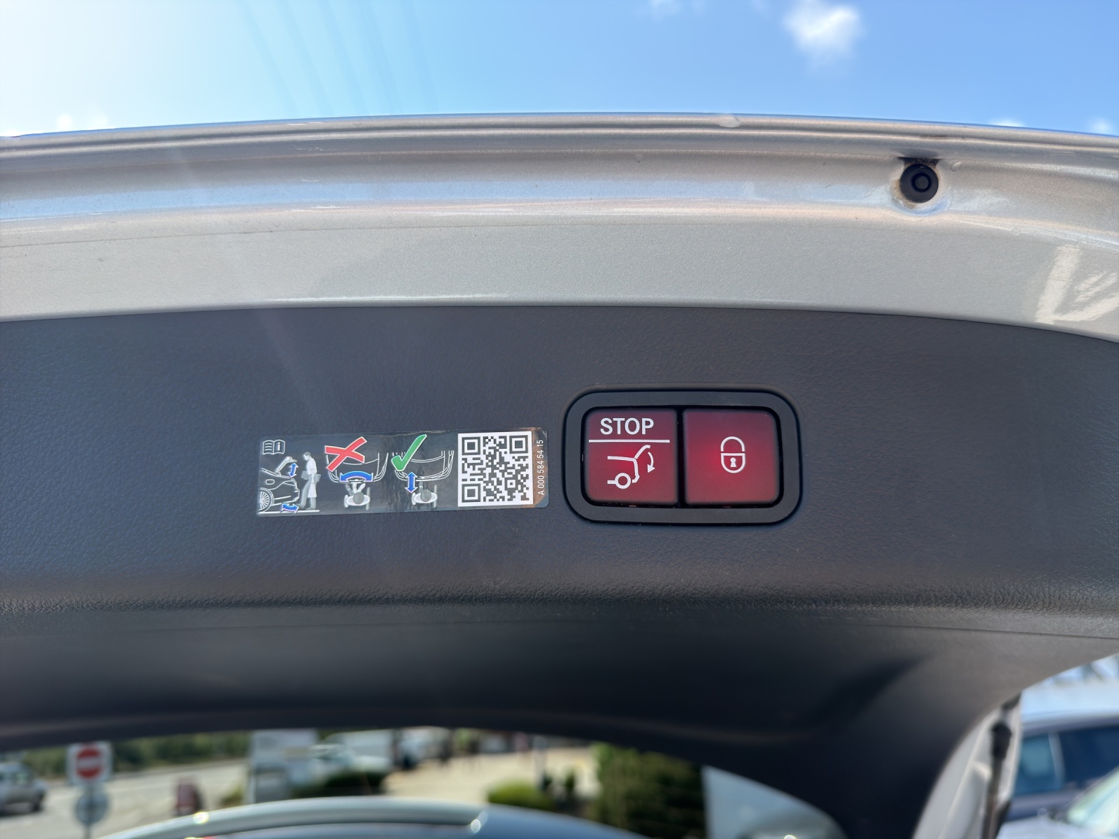 Image MERCEDES-BENZ GLC-300 GLC 300 e 4Matic 9G-Tronic