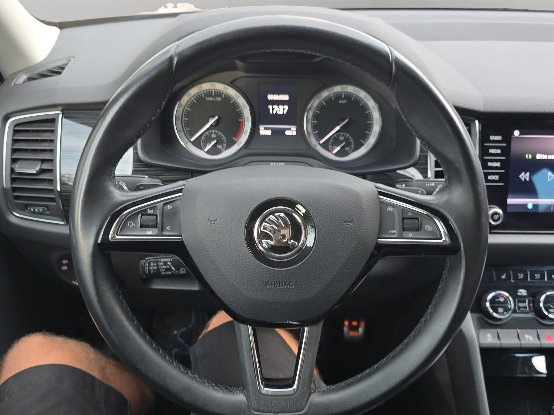 SKODA Kodiaq 2.0 TDI CR Style 4x4 DSG-image-11