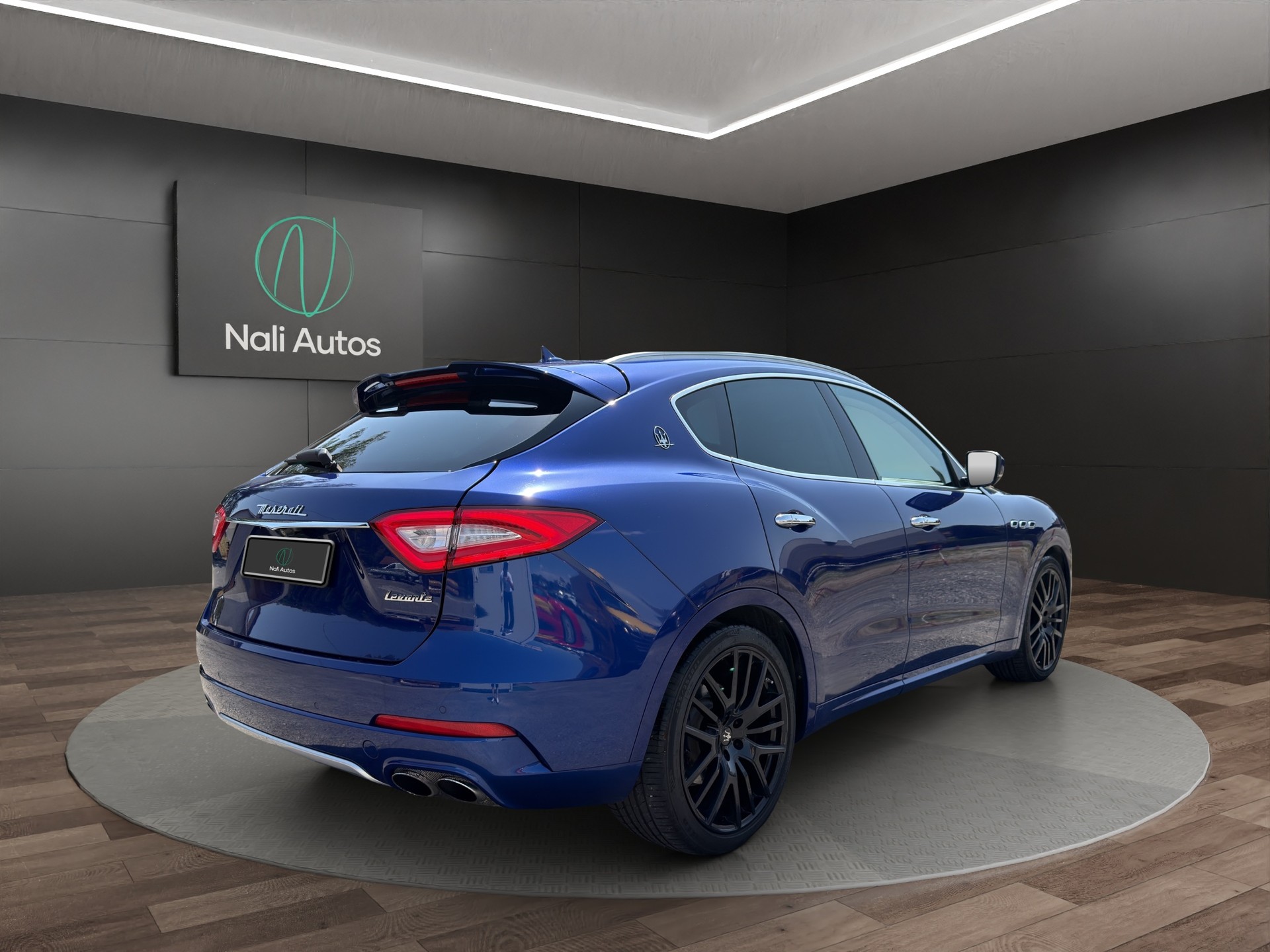MASERATI Levante S 3.0 V6 GranLusso Automatica-image-1