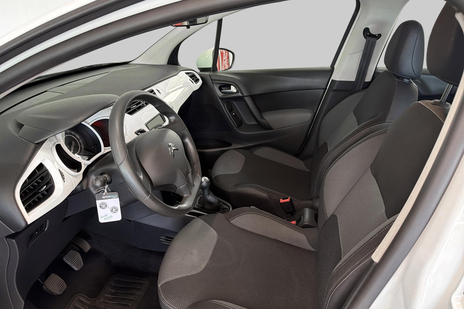 CITROEN C3 1.4i Tonic-image-7