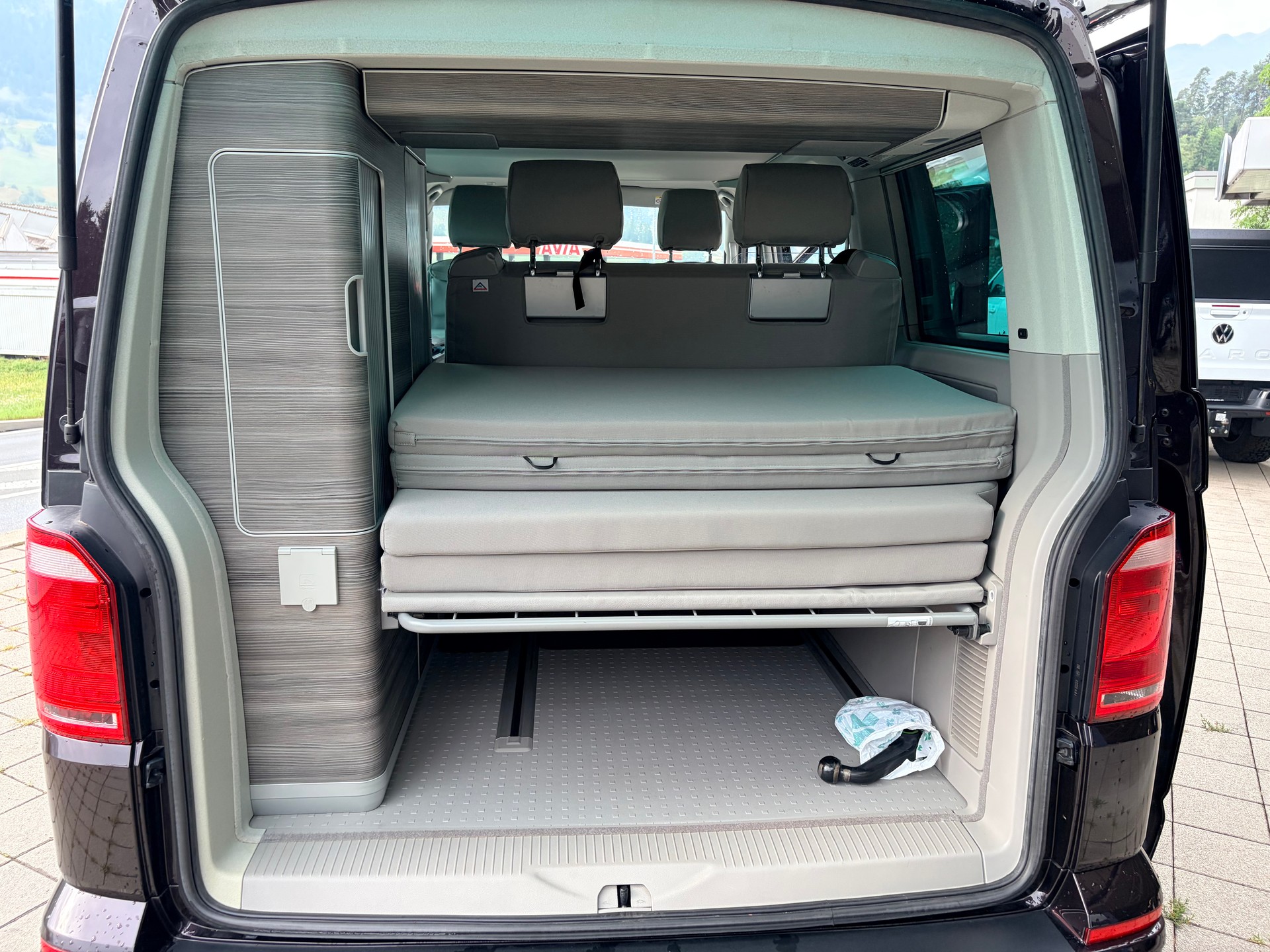 VW T6 California 3000 2.0 TDI 204 Ocean 4m-image-8
