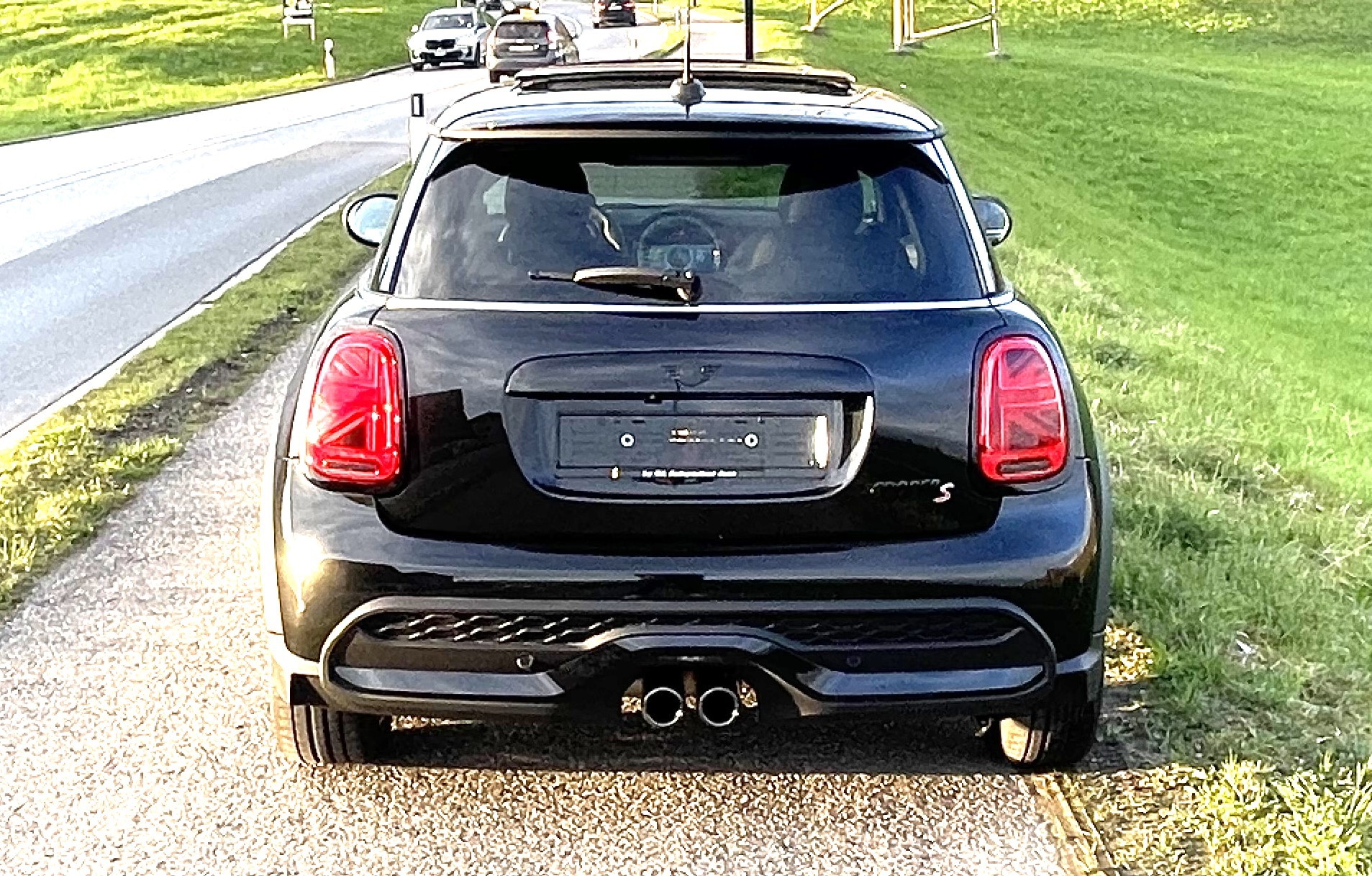 MINI Cooper S Black Edition Steptronic DKG-image-9