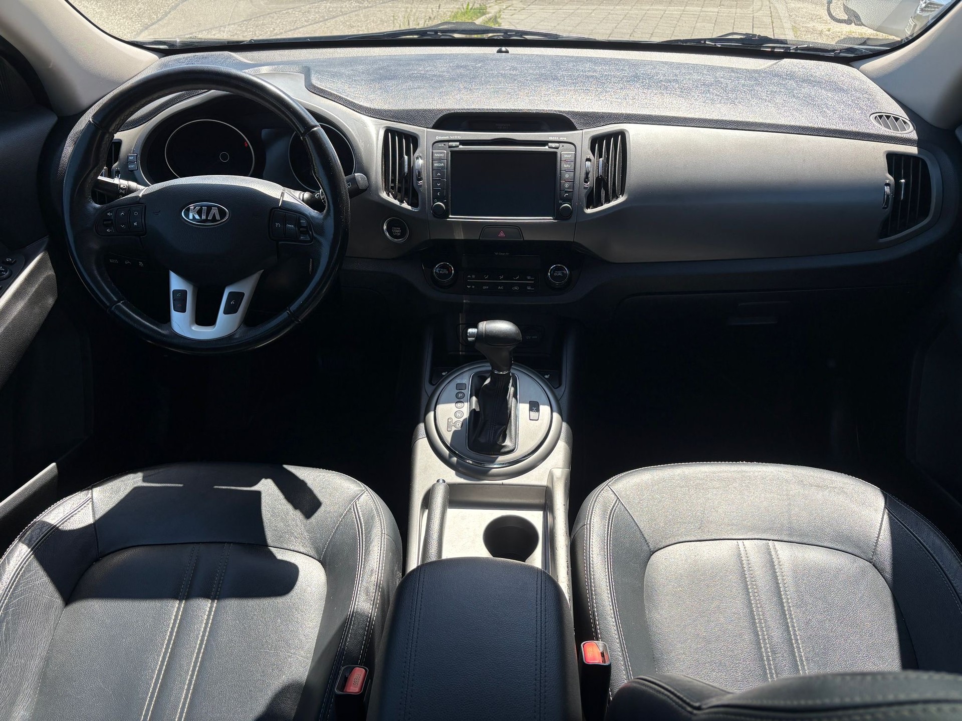 KIA Sportage 2.0 Trend 4WD-image-2