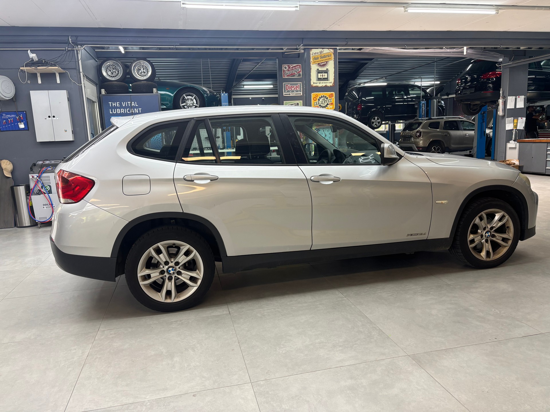 BMW X1 xDrive 18d-image-7