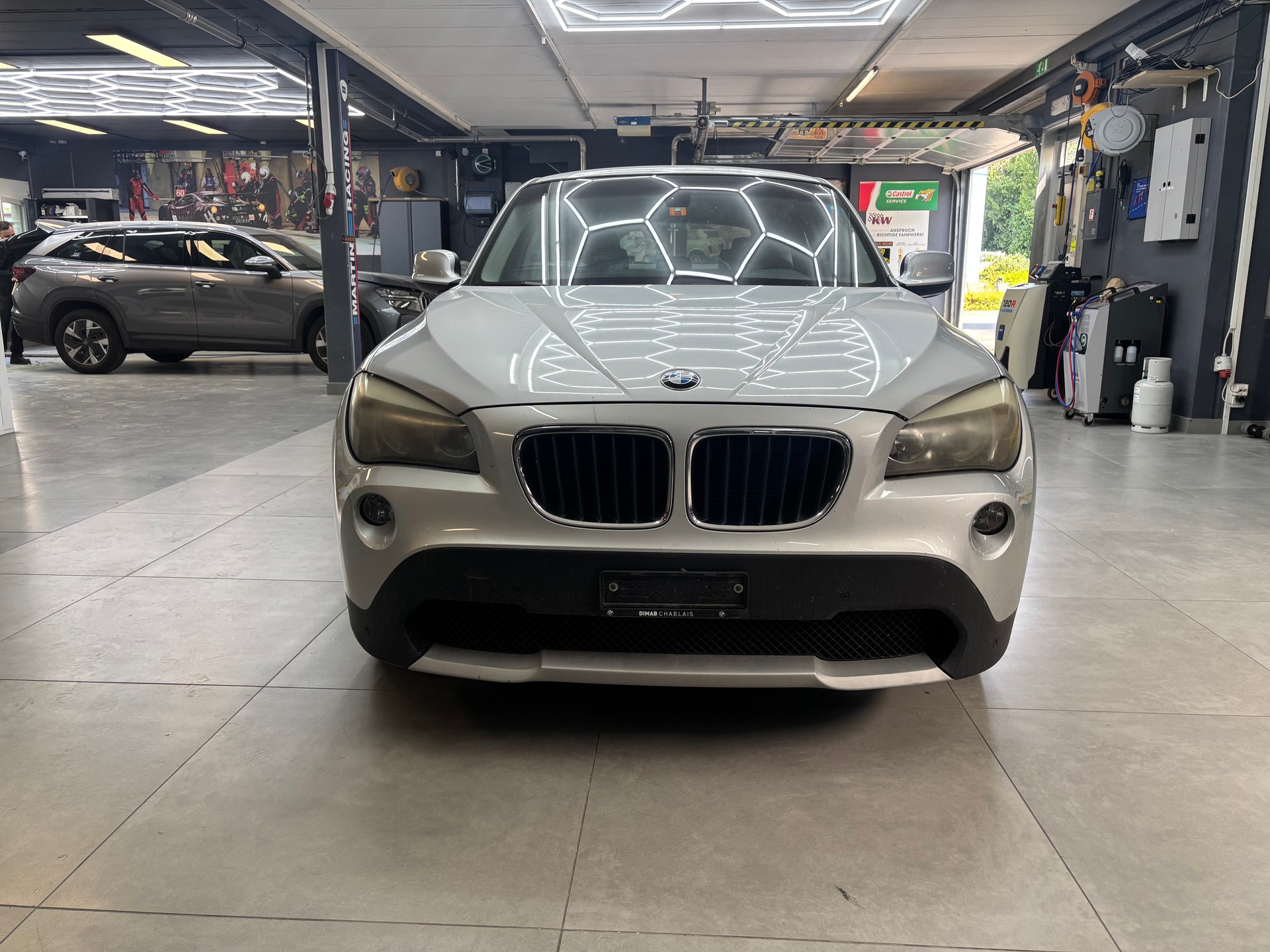 BMW X1 xDrive 18d-image-1