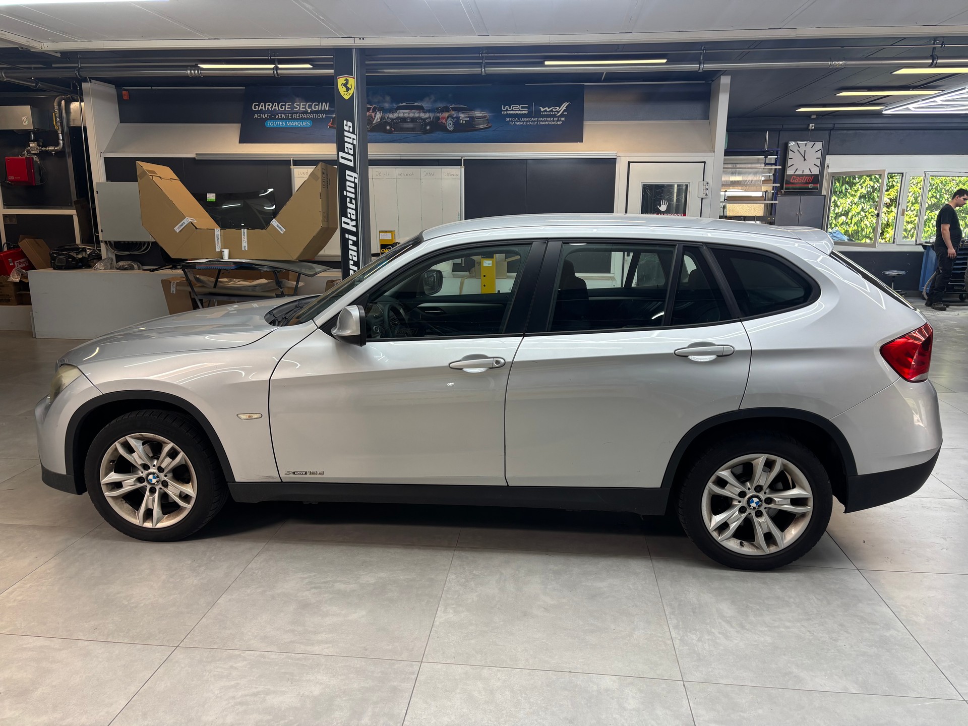 BMW X1 xDrive 18d-image-6