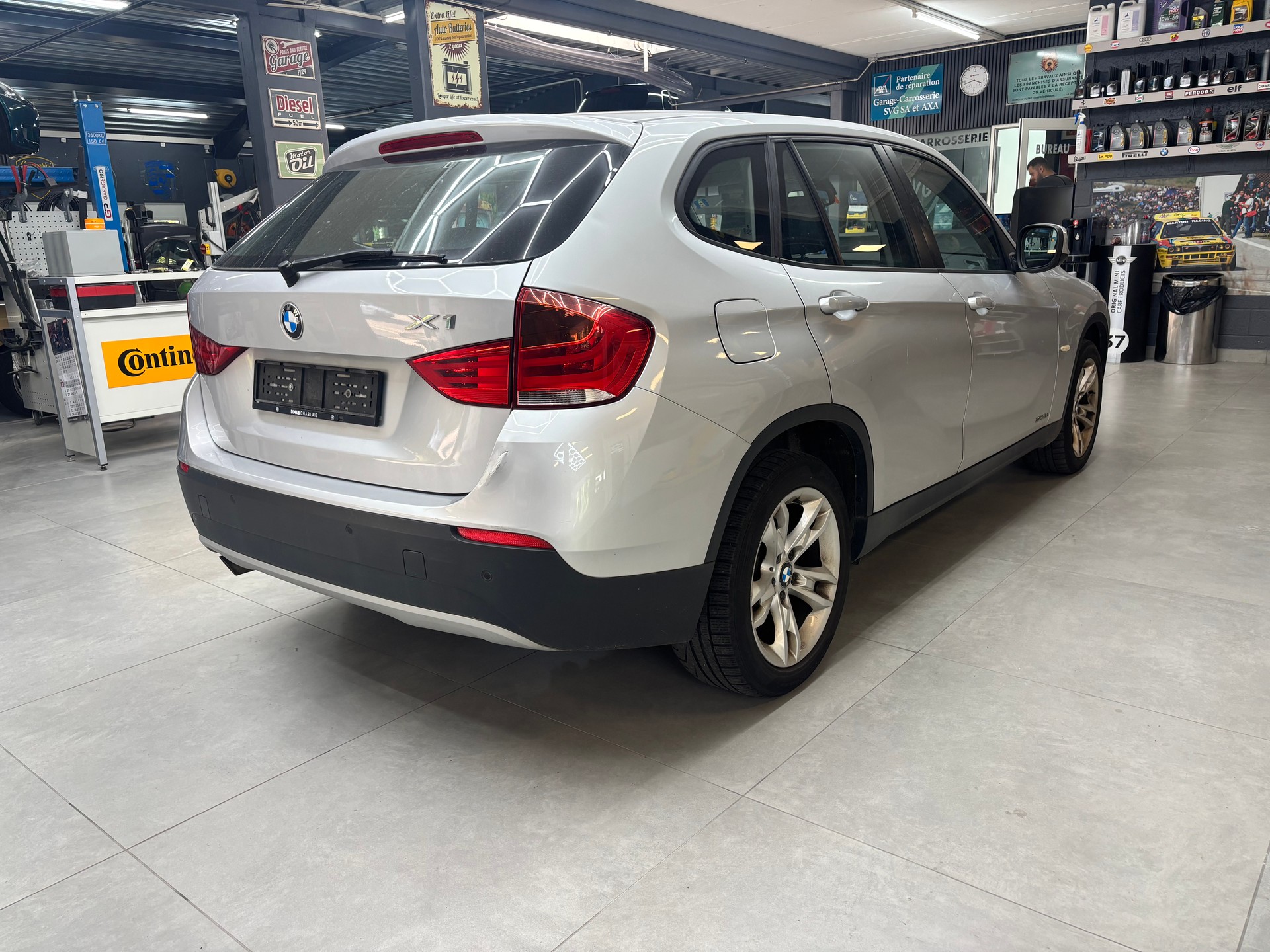 BMW X1 xDrive 18d-image-4