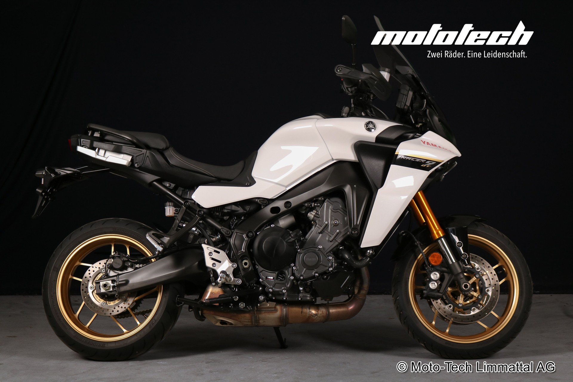 YAMAHA Tracer 9 GT-showroom-element-1