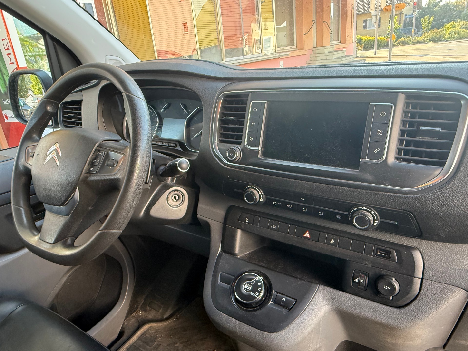 CITROEN Jumpy 2.0 BlueHDi 180 S&S XL Komfort EAT6-image-9