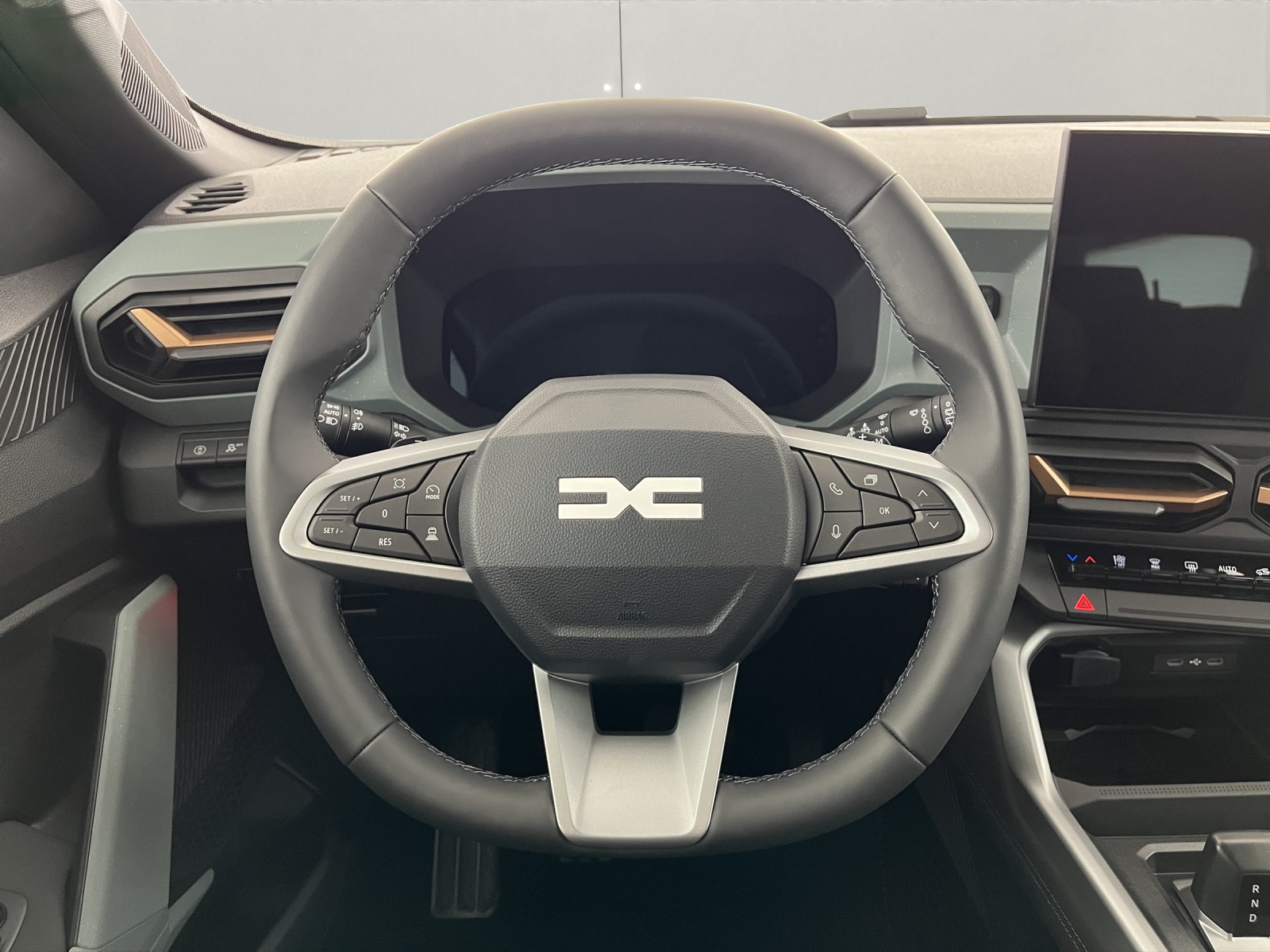 DACIA Bigster 1.2 Hybrid Extreme 4WD-image-10