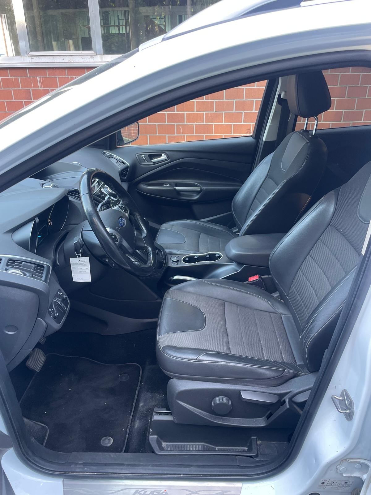 FORD Kuga 1.6 SCTi Carving 4WD Automatic-image-11