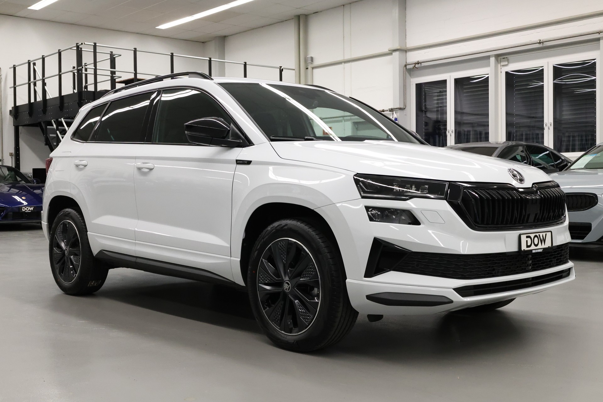 SKODA Karoq 1.5 TSI SportLine DSG-image-1