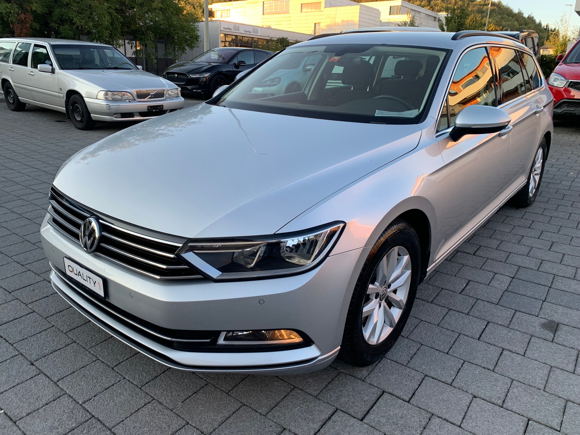 VW Passat Variant 2.0 TDI BMT Comfortline DSG-image-5