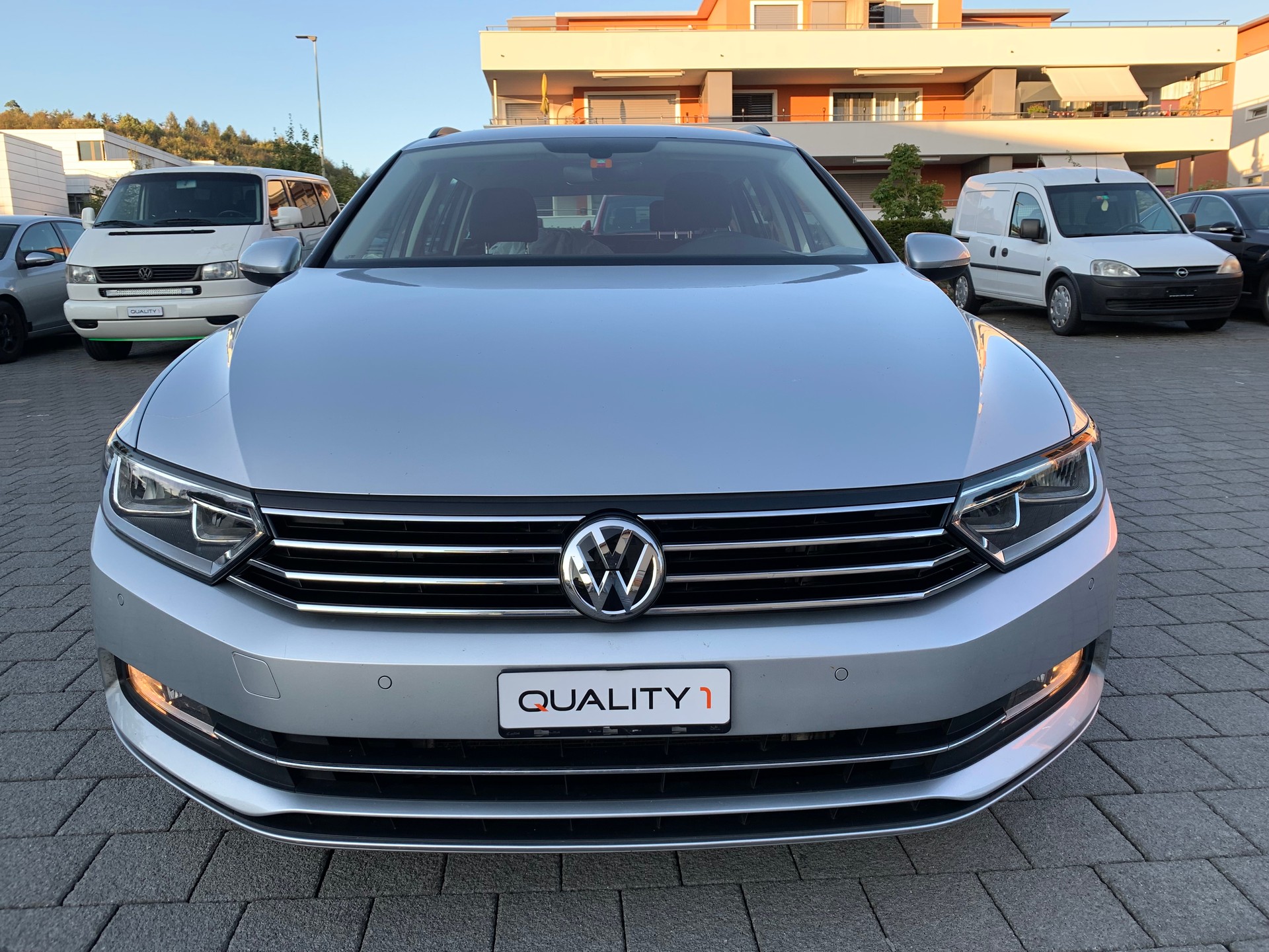 VW Passat Variant 2.0 TDI BMT Comfortline DSG-image-4