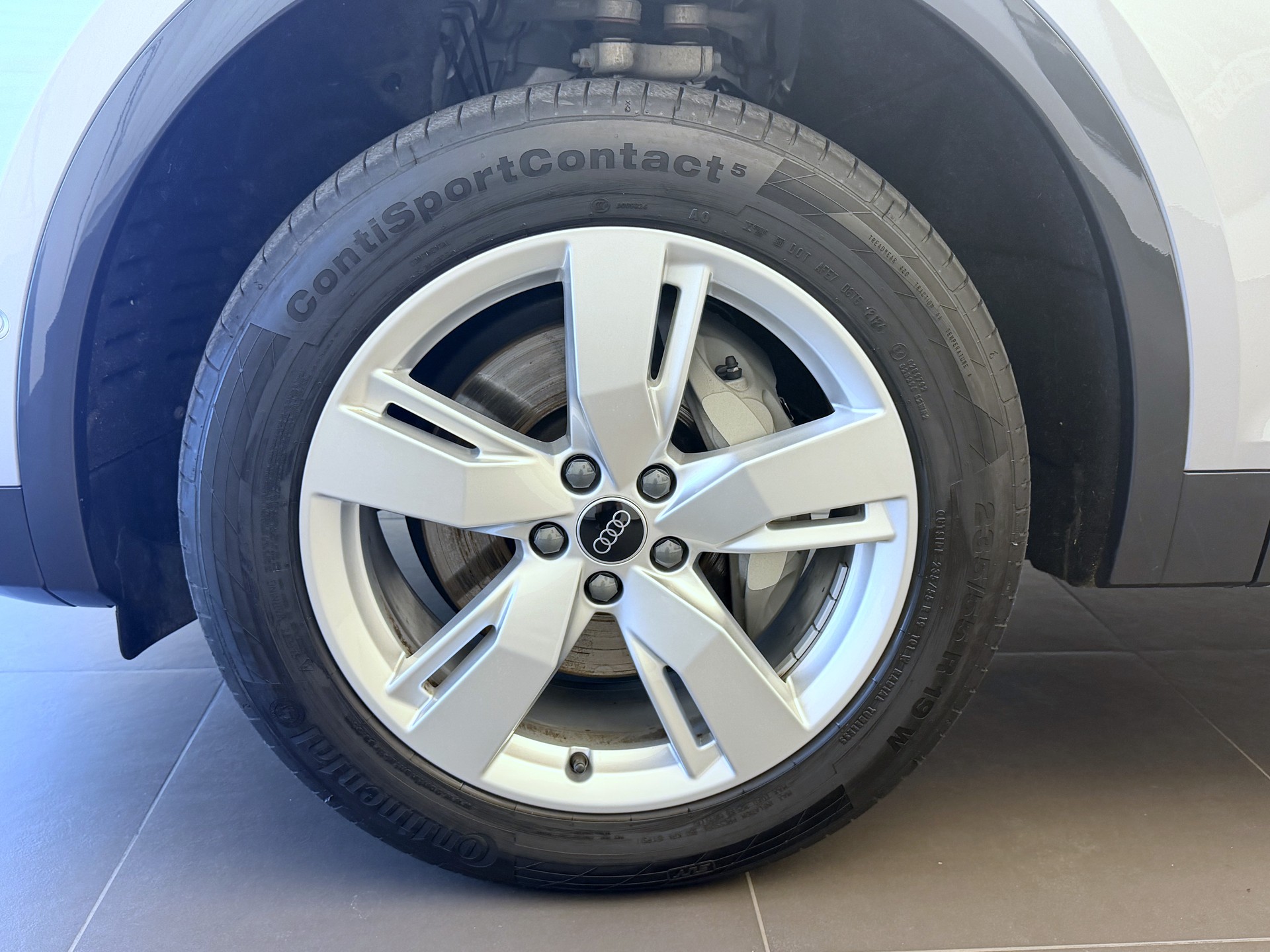 AUDI Q5 50 TFSI e PHEV advanced quattro S-tronic-image-2