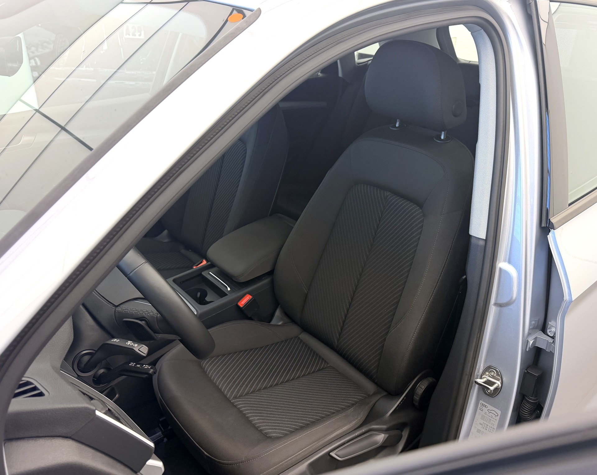 AUDI Q5 50 TFSI e PHEV advanced quattro S-tronic-image-4