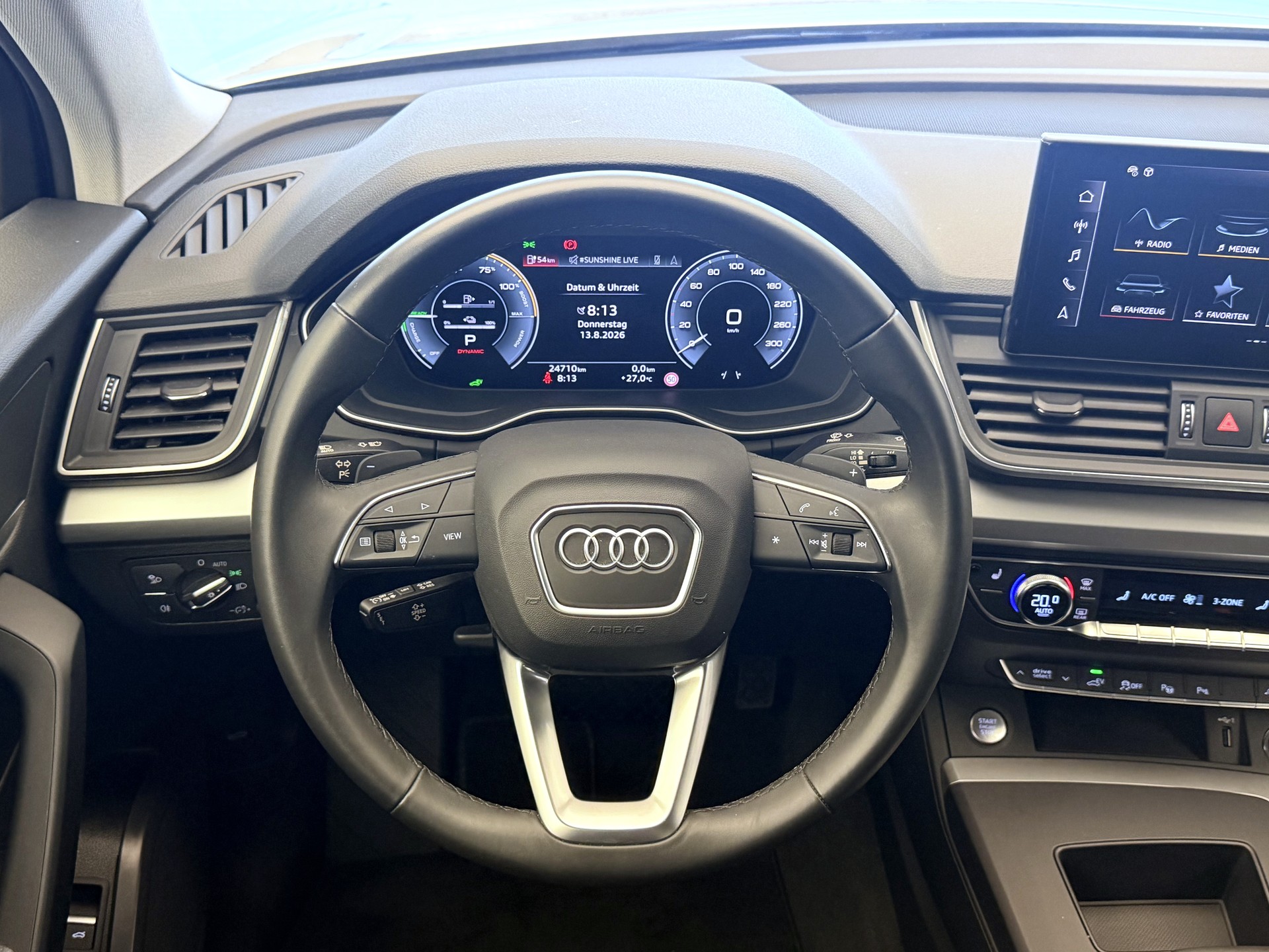 AUDI Q5 50 TFSI e PHEV advanced quattro S-tronic-image-6