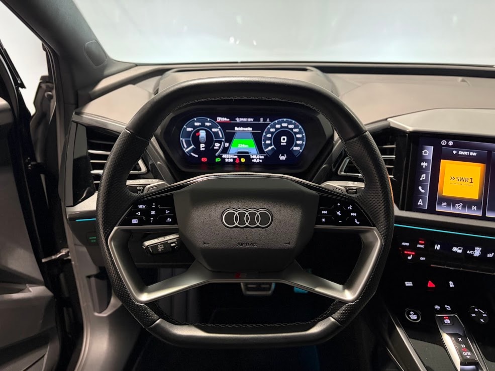 AUDI Q4 Sportback e-tron 50 quattro-image-5