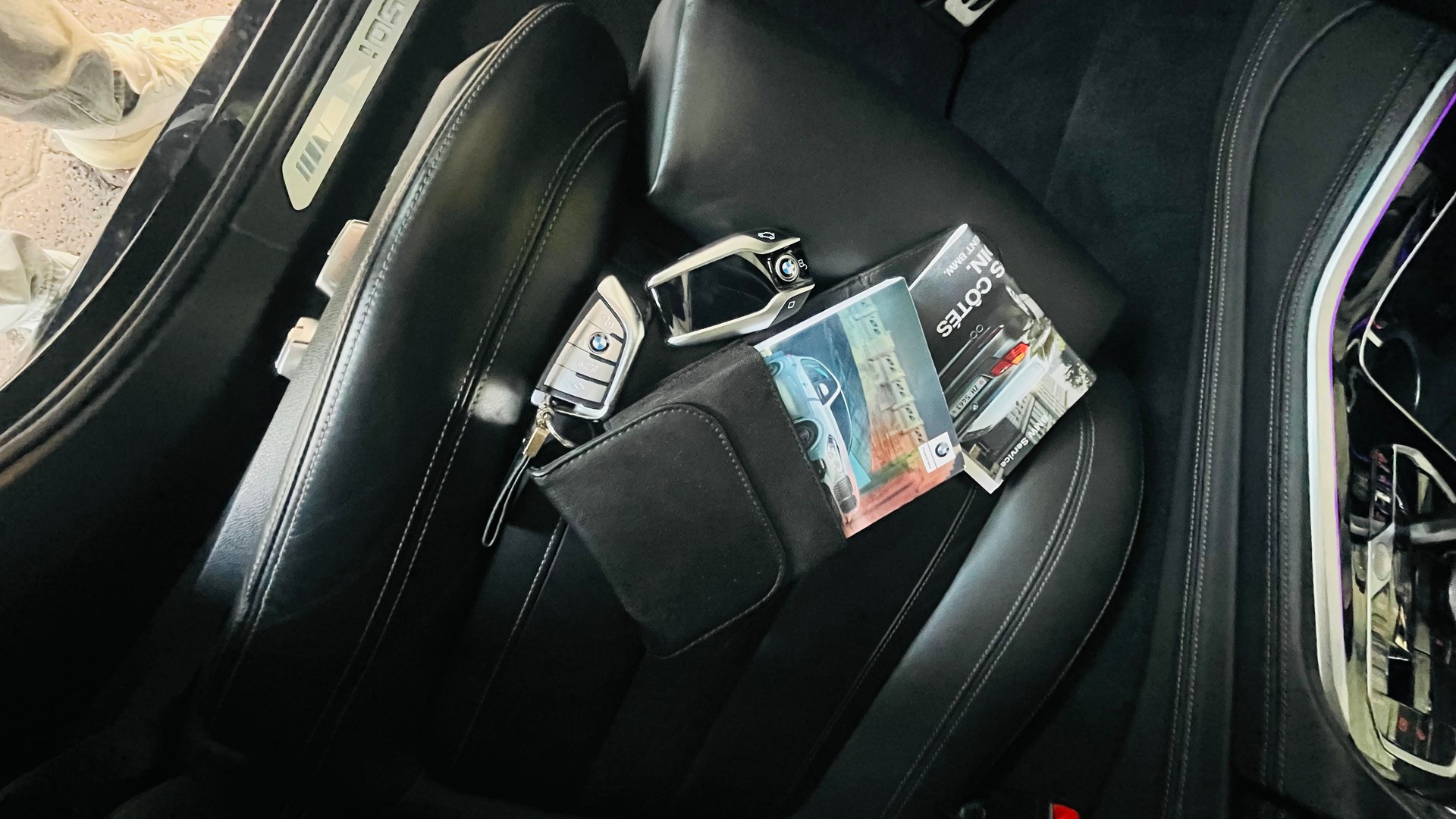 BMW M50i xDrive-image-13