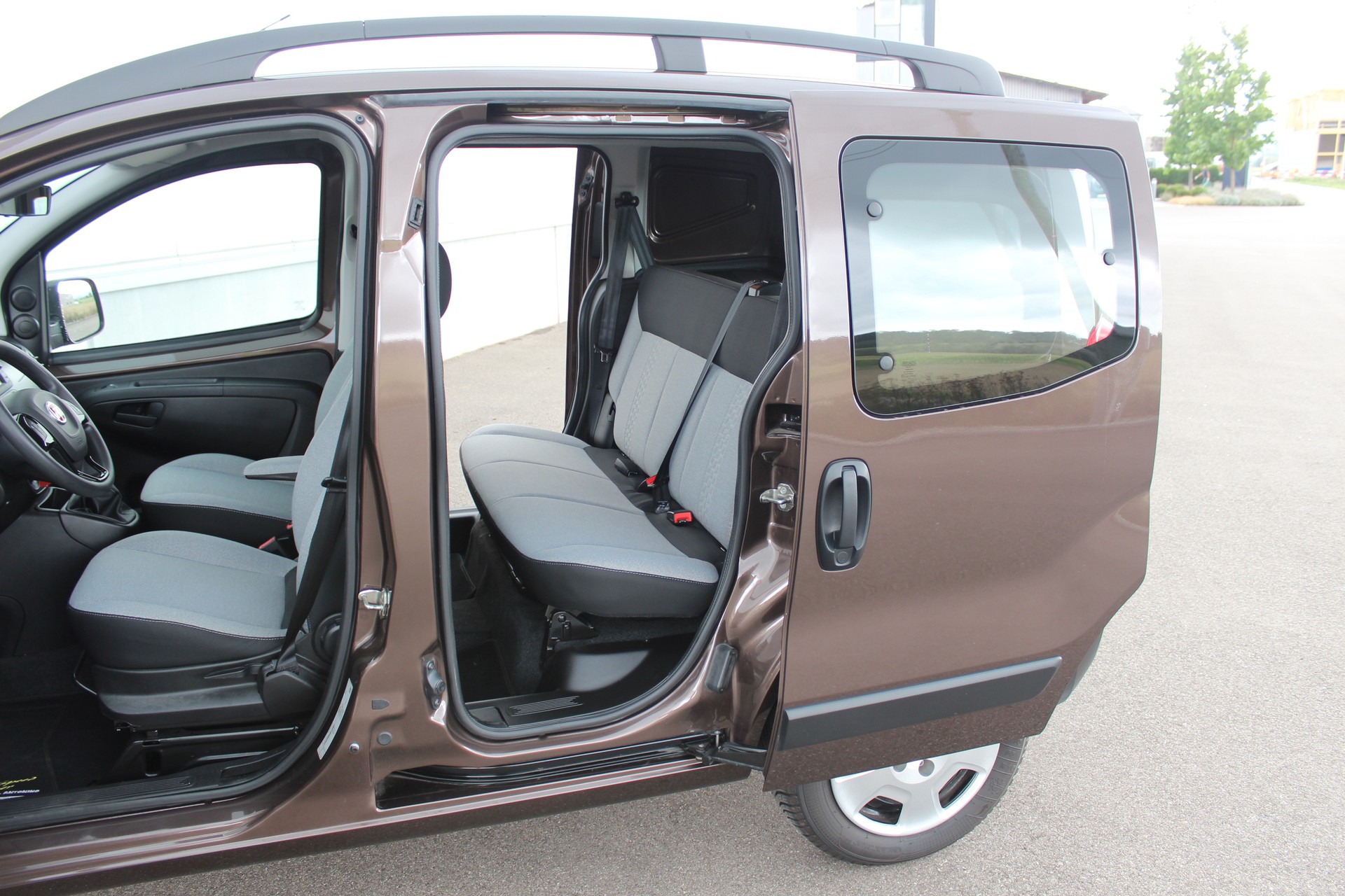 FIAT Fiorino 1.4 8V Swiss-image-9