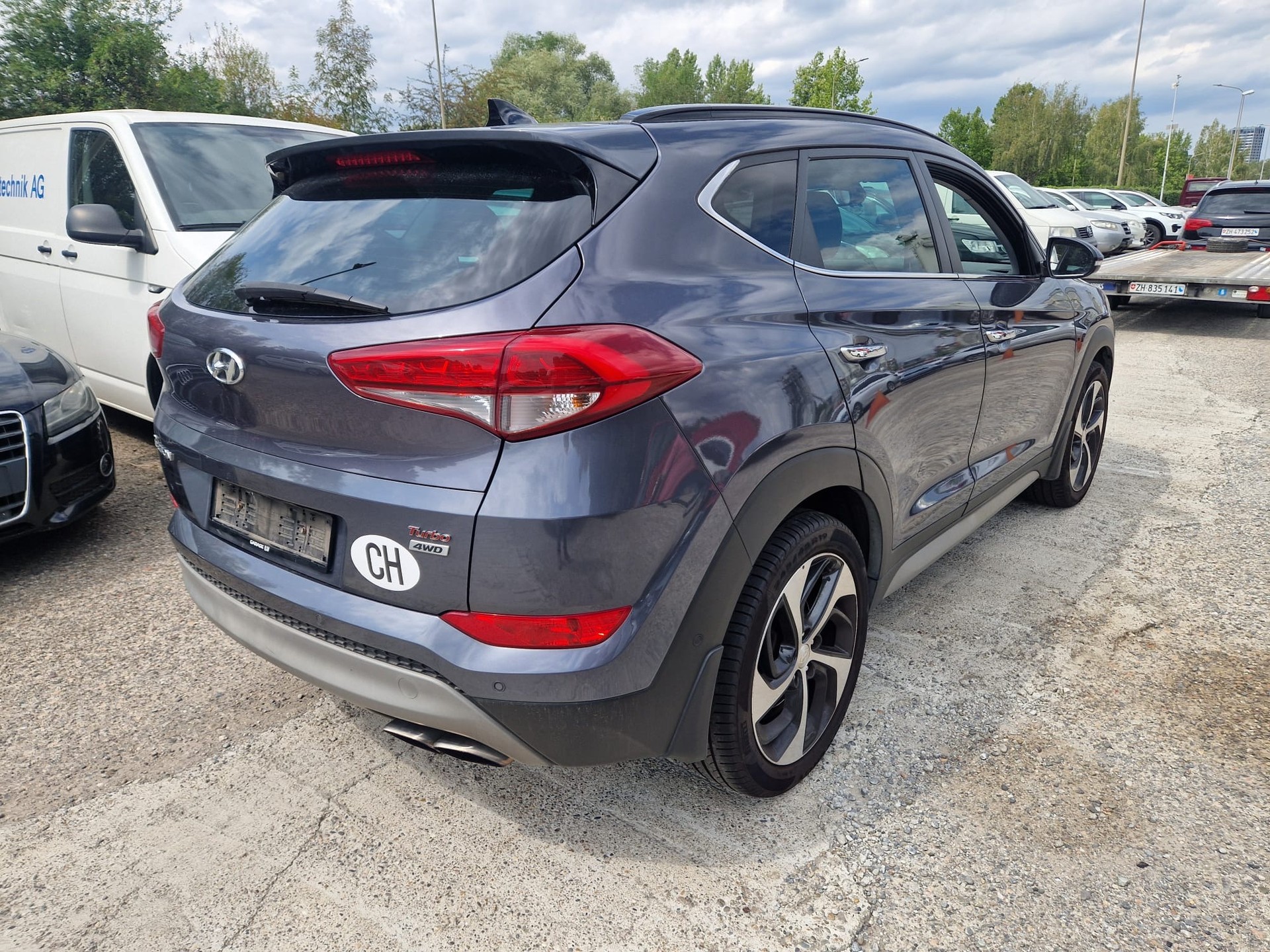 HYUNDAI Tucson 1.6 TGDI Vertex 4WD Automatic-image-3